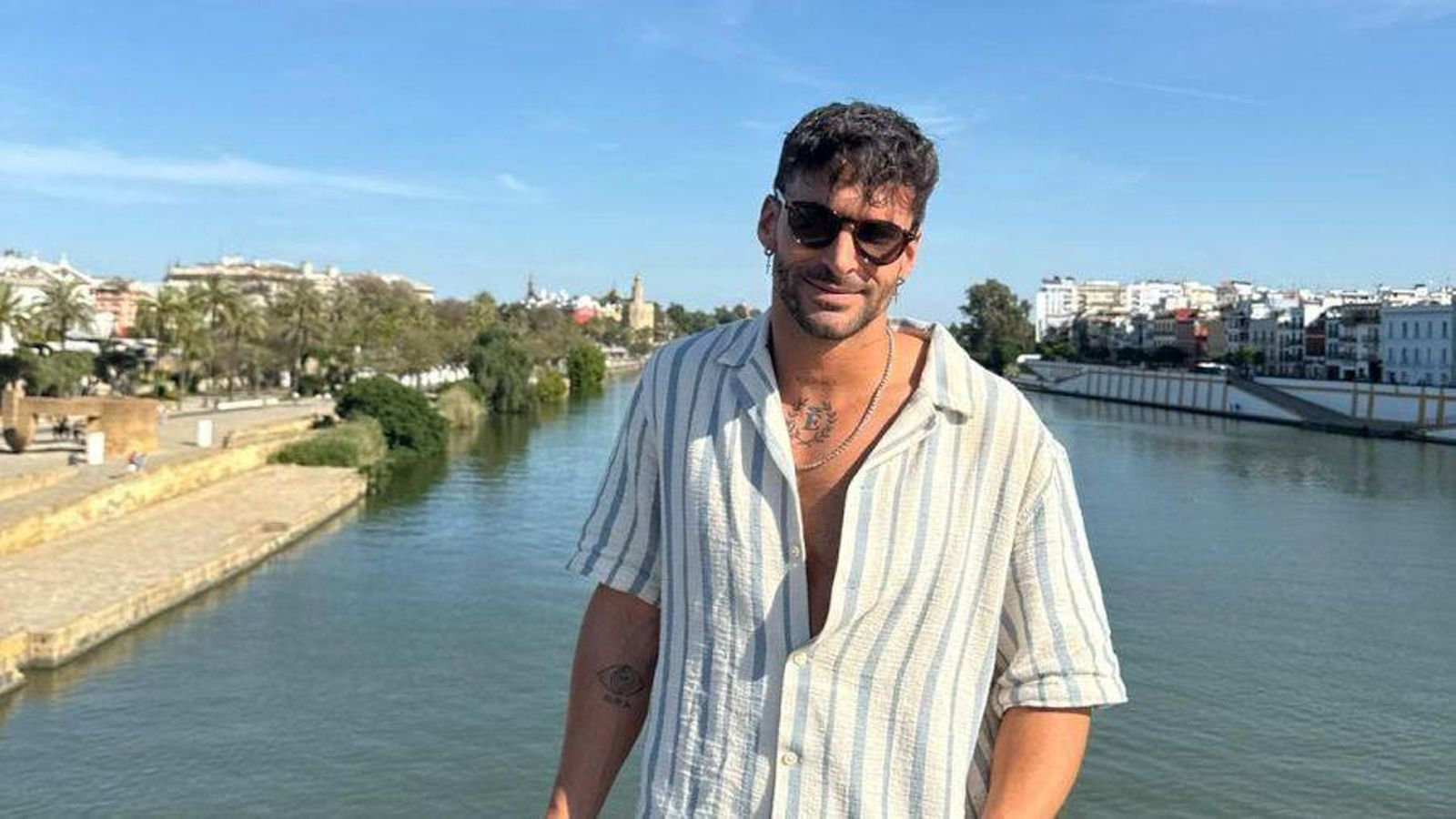 Diferentes momentos de Eddy Insua amosando o seu día a día.