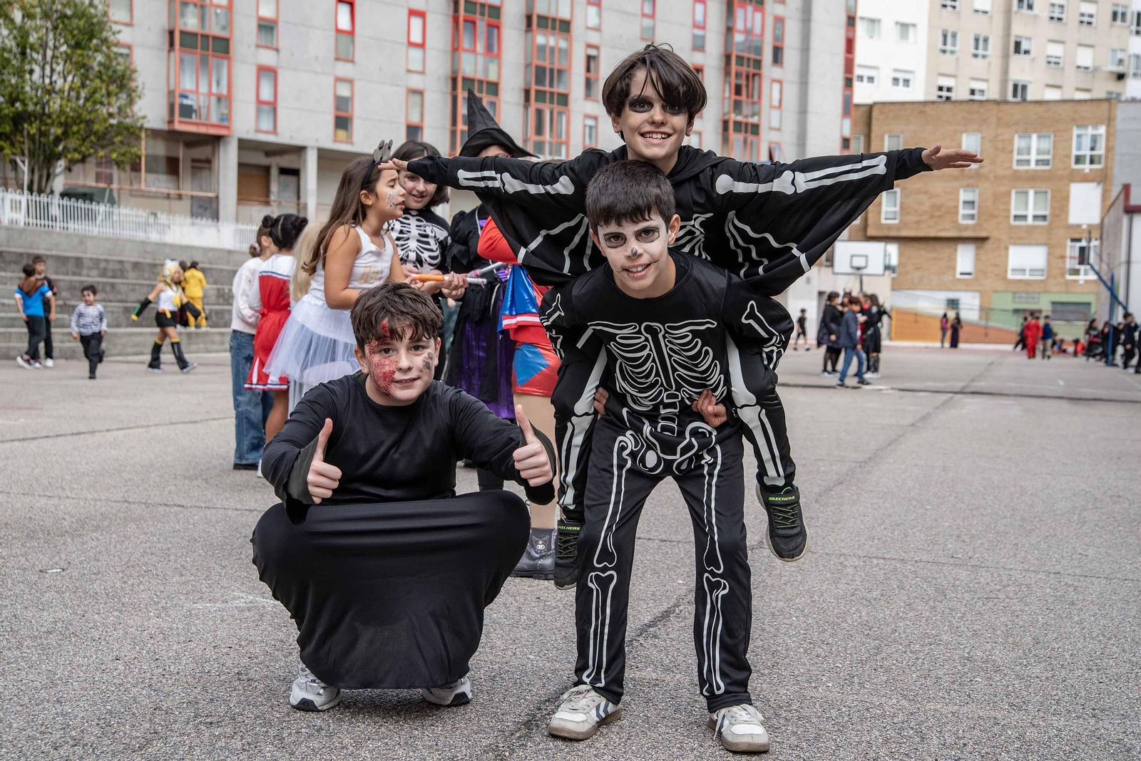 Galería | Samaín y magosto se juntan en la celebración festiva del CEIP Pintor Laxeiro de Vigo