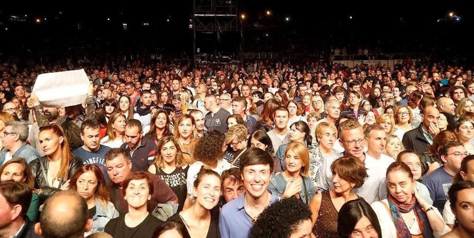 Rick Astley conquistó Castrelos _ JV Landín  3