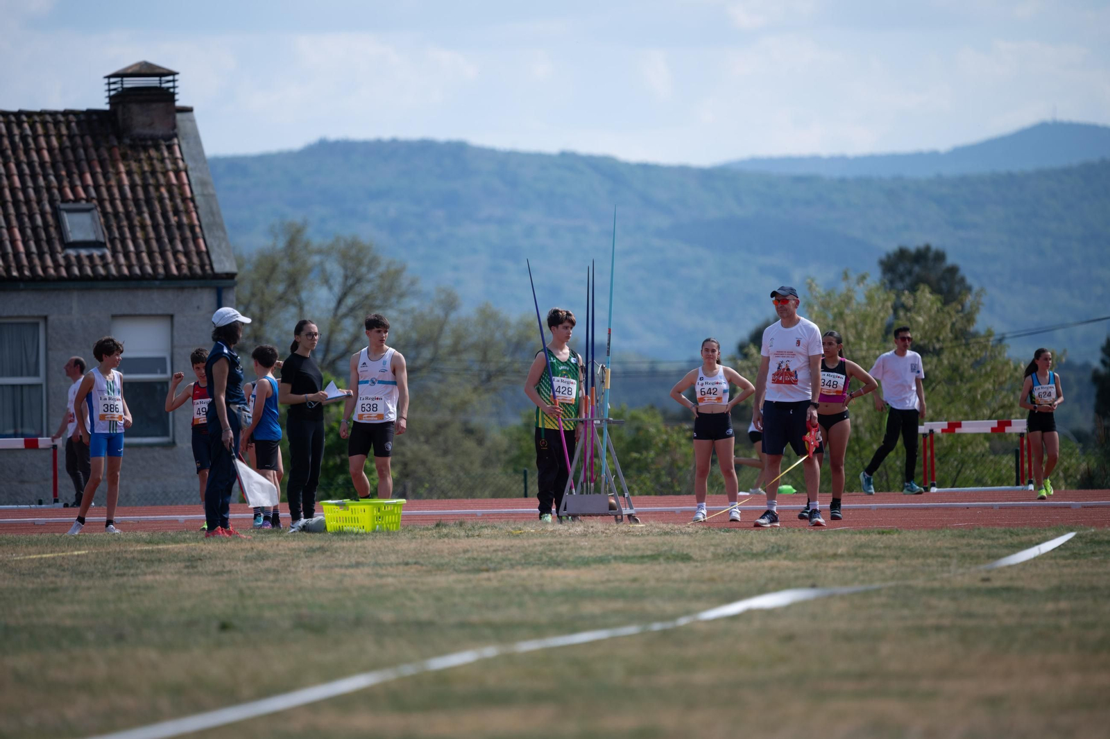 Galería | El atletismo ourensano disfruta en el 1er Trofeo Germán González