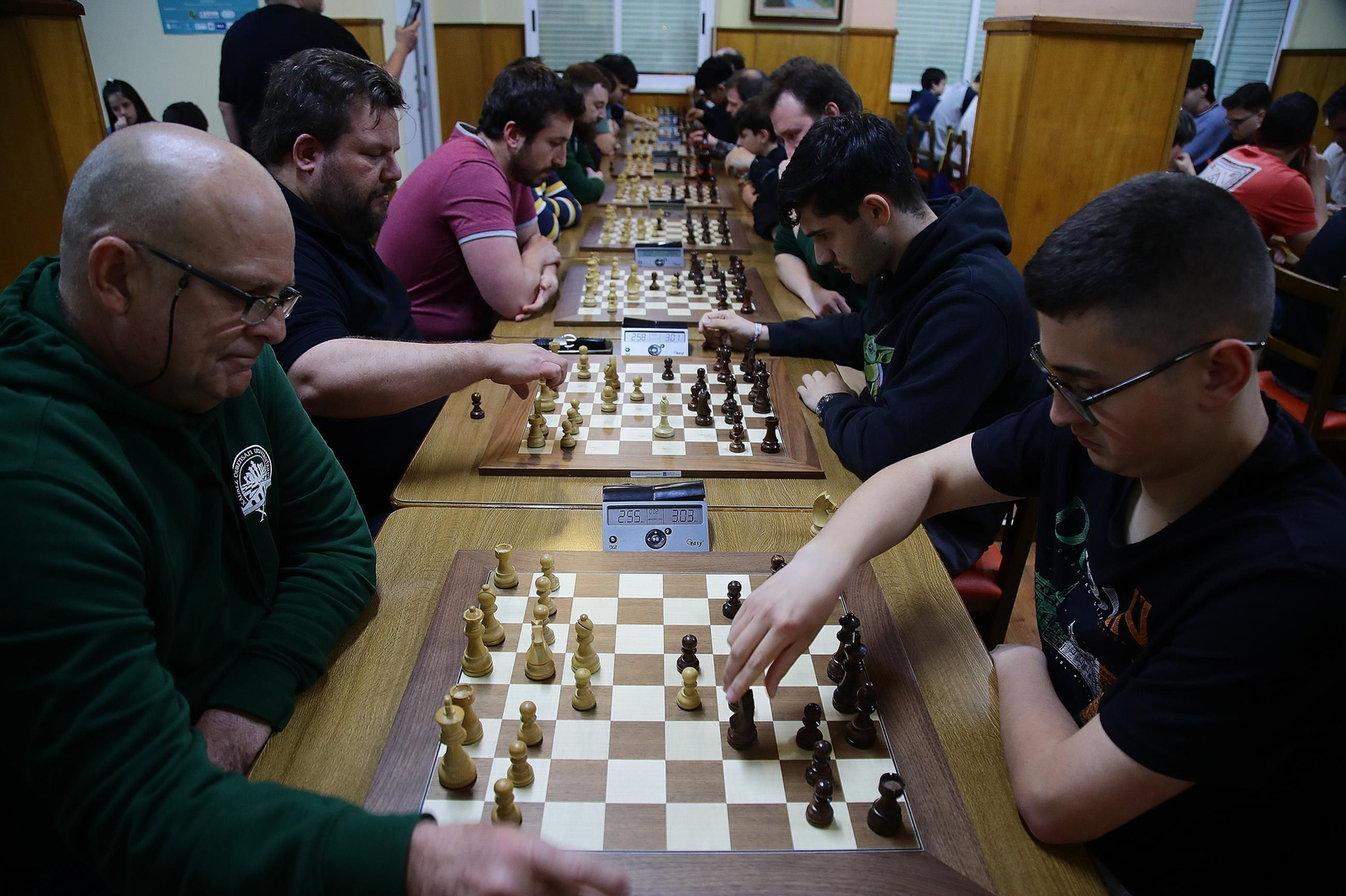 Galería | El ajedrez conquista Barrocás durante la Semana Santa