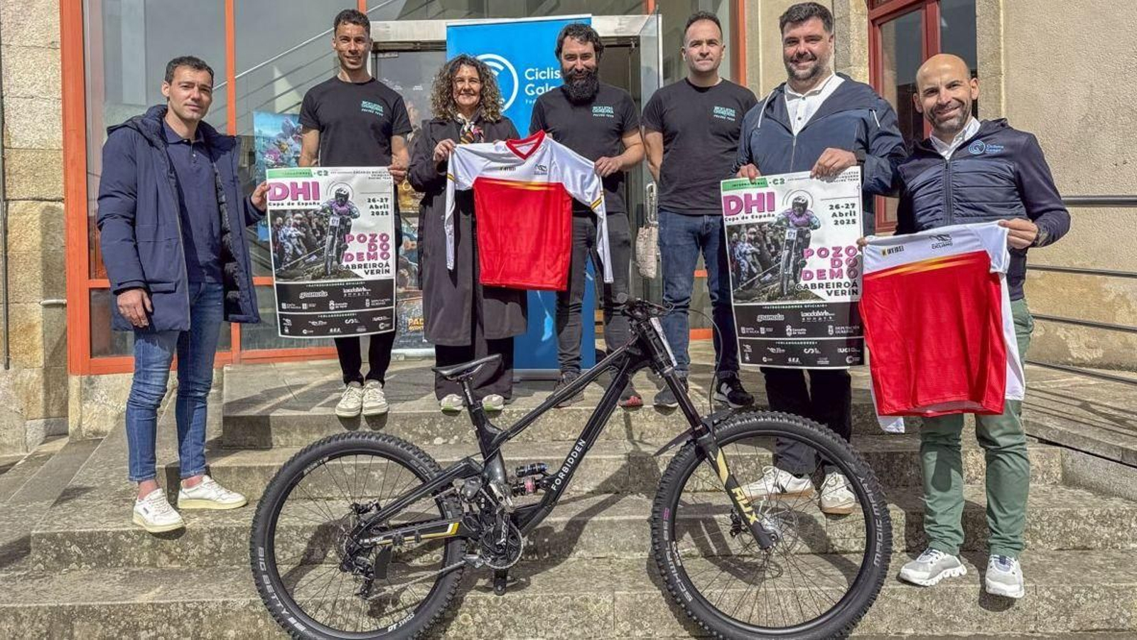 El acto de presentación de la prueba se desarrolló ayer en la Casa da Cultura de Verín.
