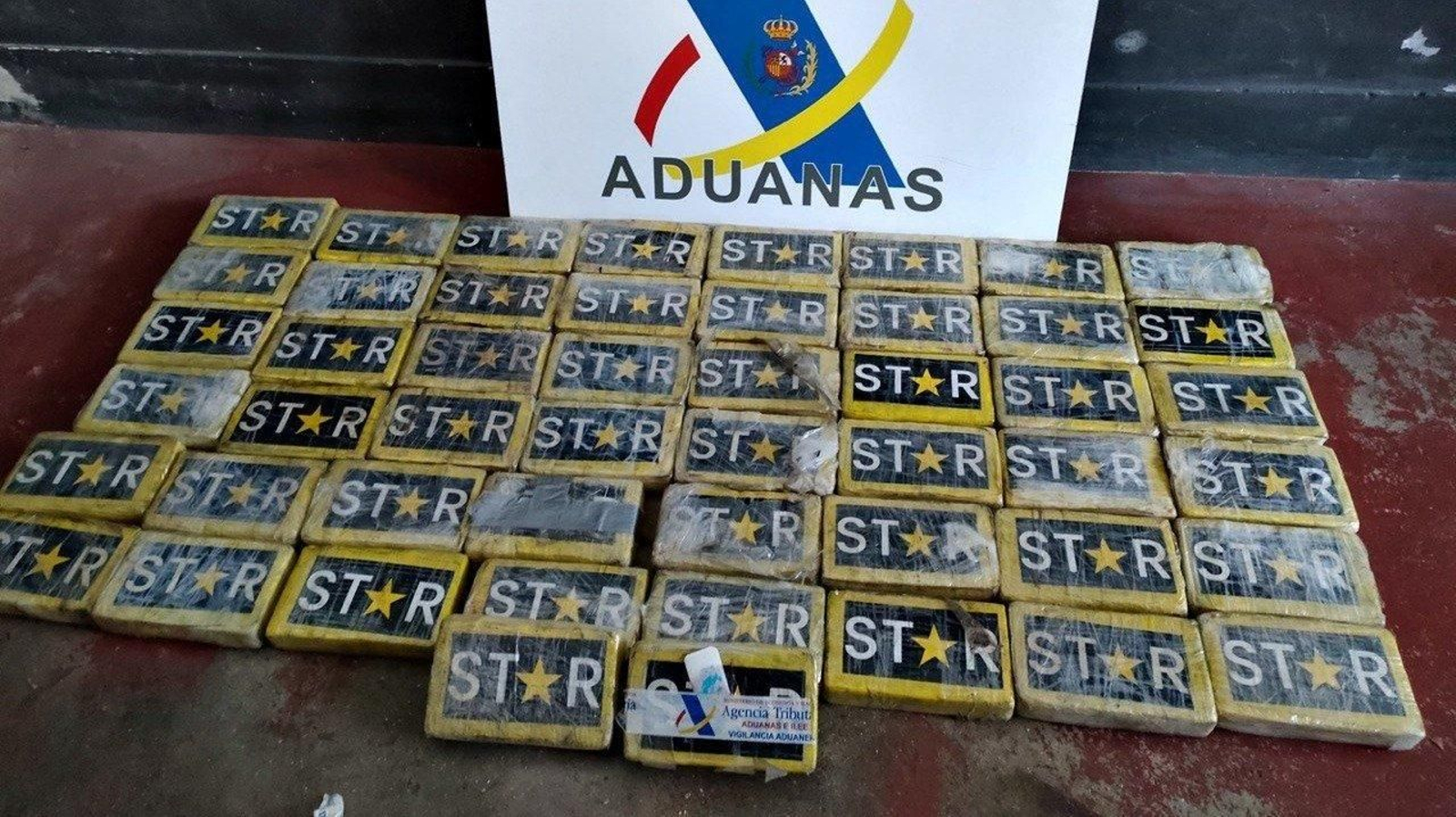 Los fardos de cocaína incautados en la Operación 'Patinete'.