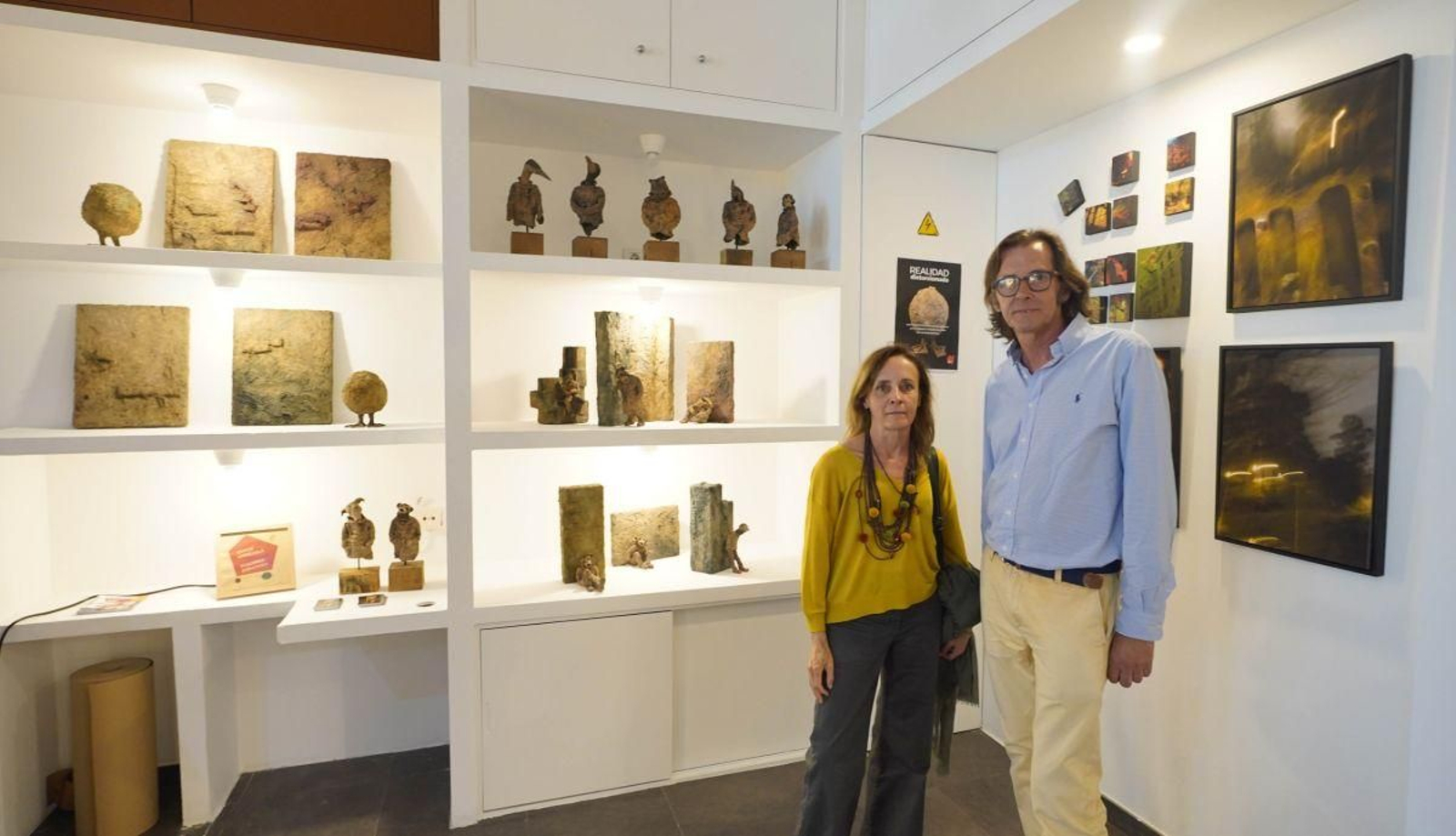 Los artistas Quico Urréjola y Dolores Zapatero, en el local de Apamp.