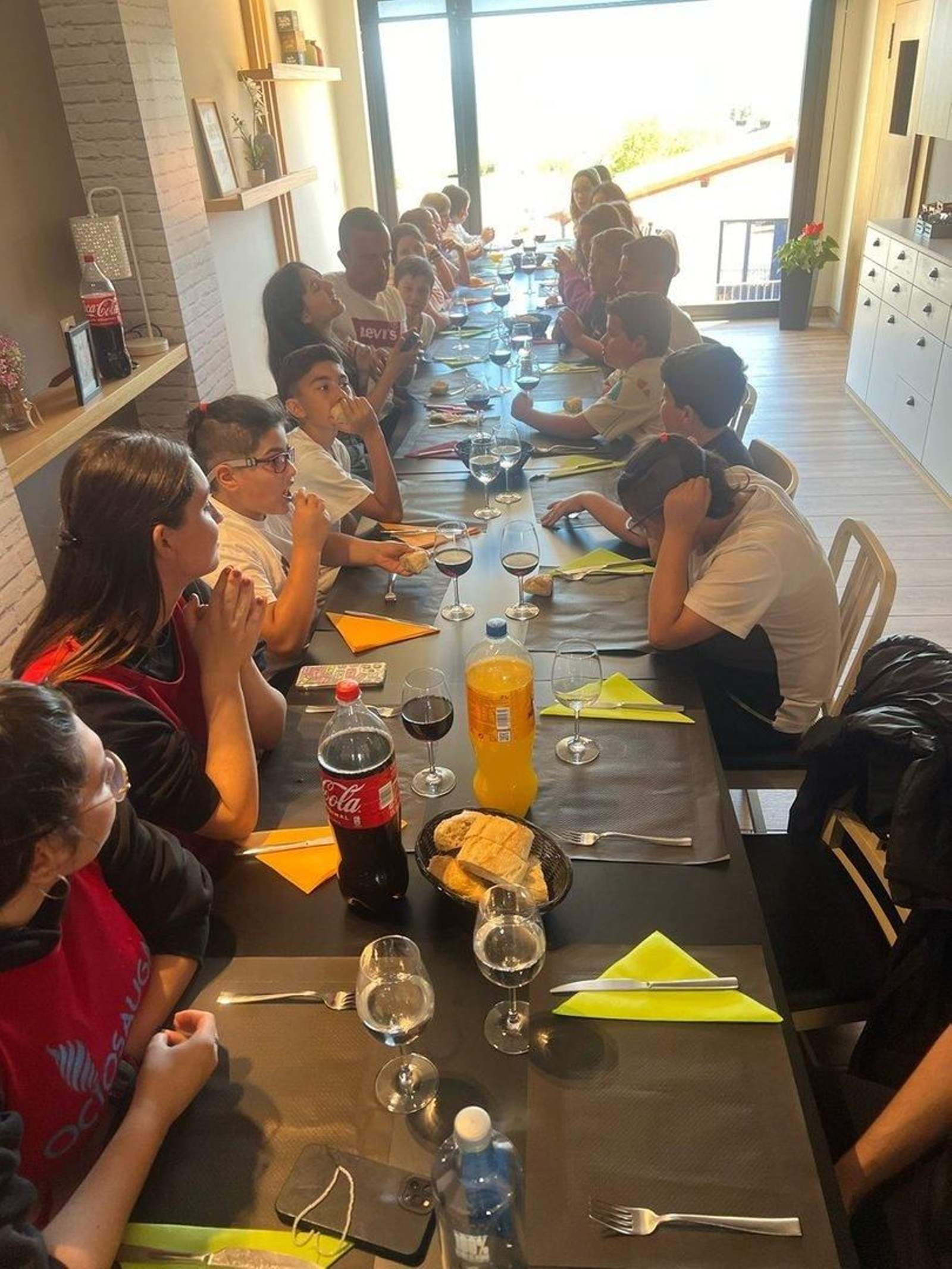 Jornada lúdica en la Ribeira Sacra de los colegios San Salvador de Arnoia y Concepción Arenal de Ourense.