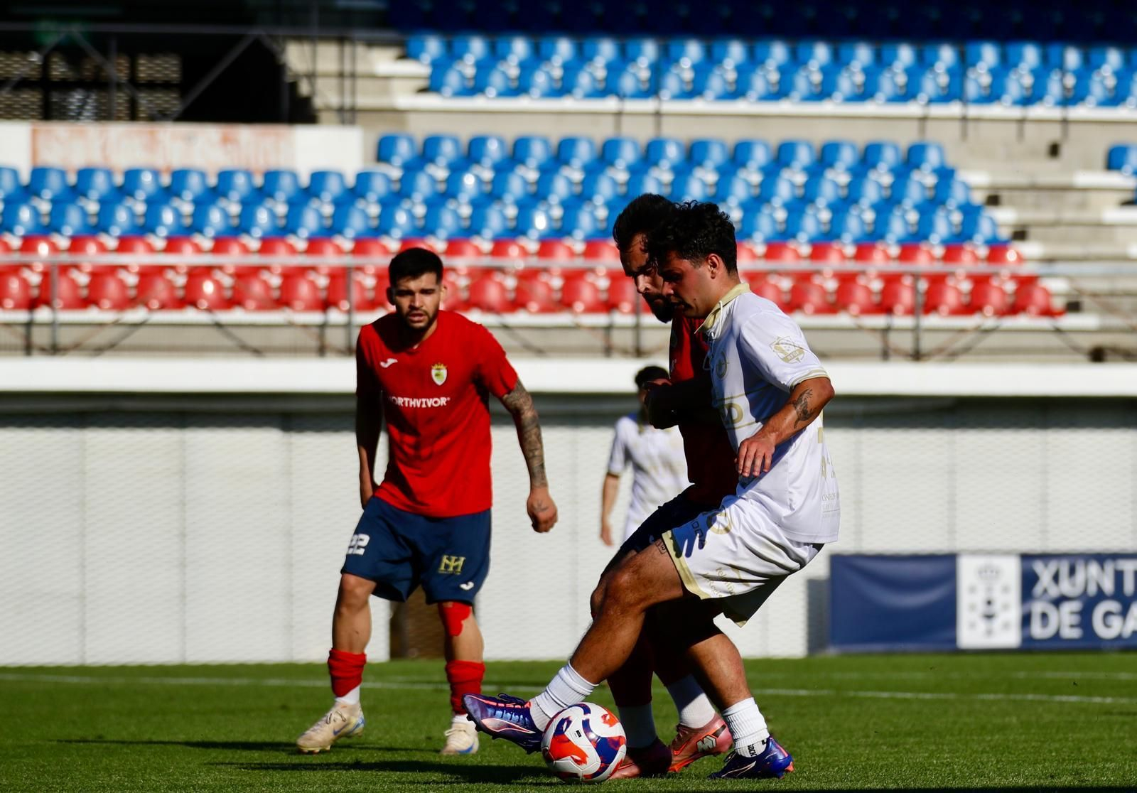 Galería | El Cented Academy conquista la Copa Diputación ante el calor de O Couto