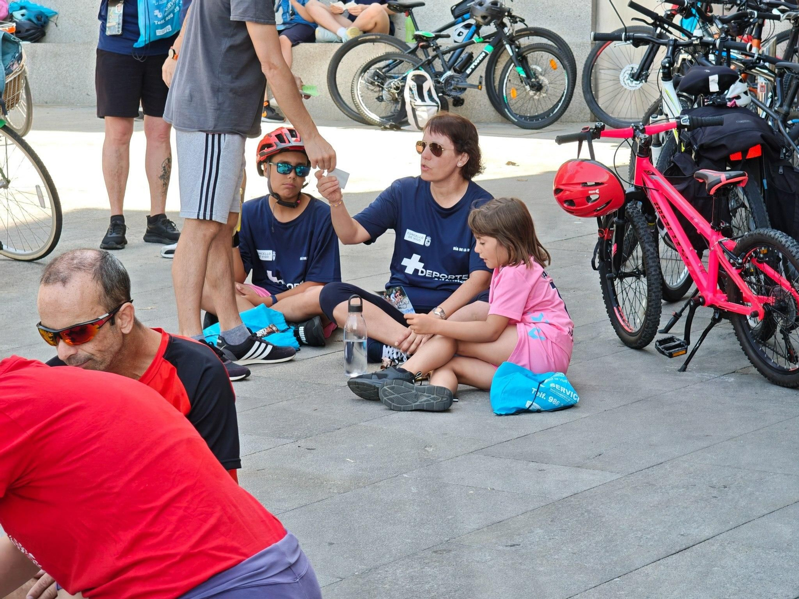 Galería | El ciclismo toma Vigo con la primera edición del Día de la Bici de Atlántico