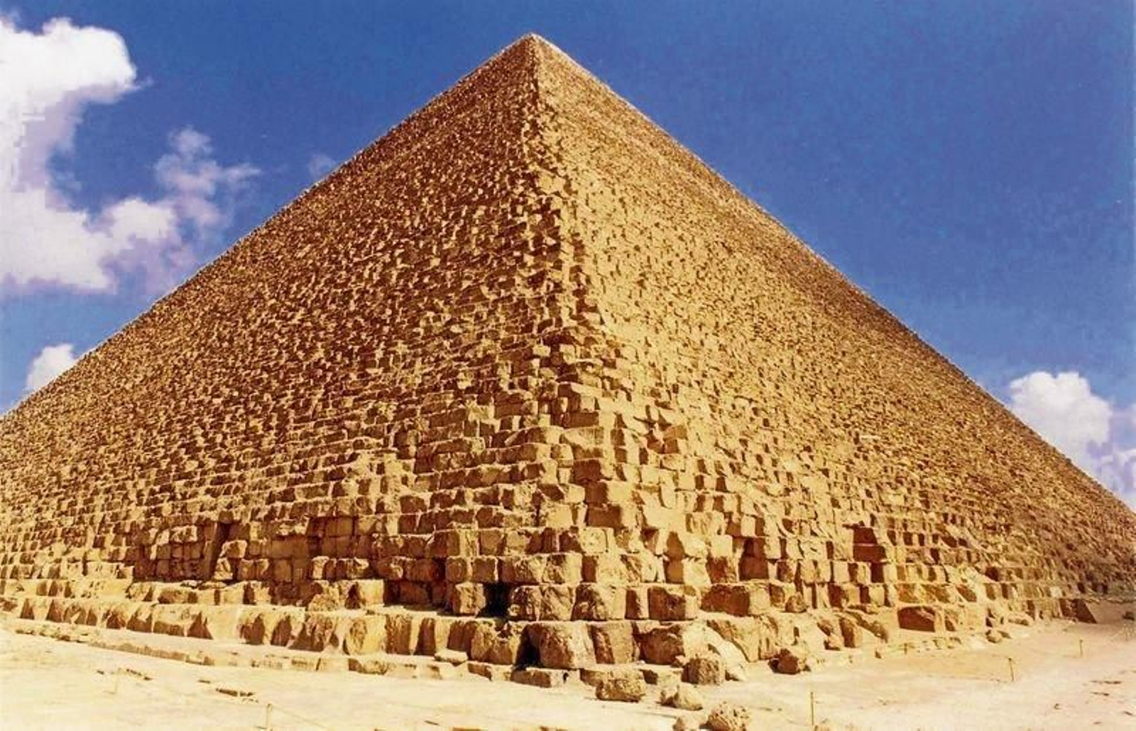 Imagen de una pirámide.