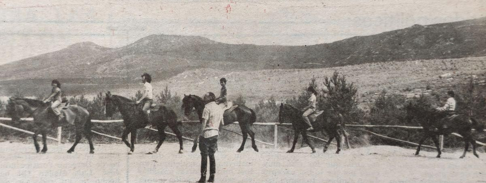El profesor Estévez Osorio dirigiendo el cursillo.