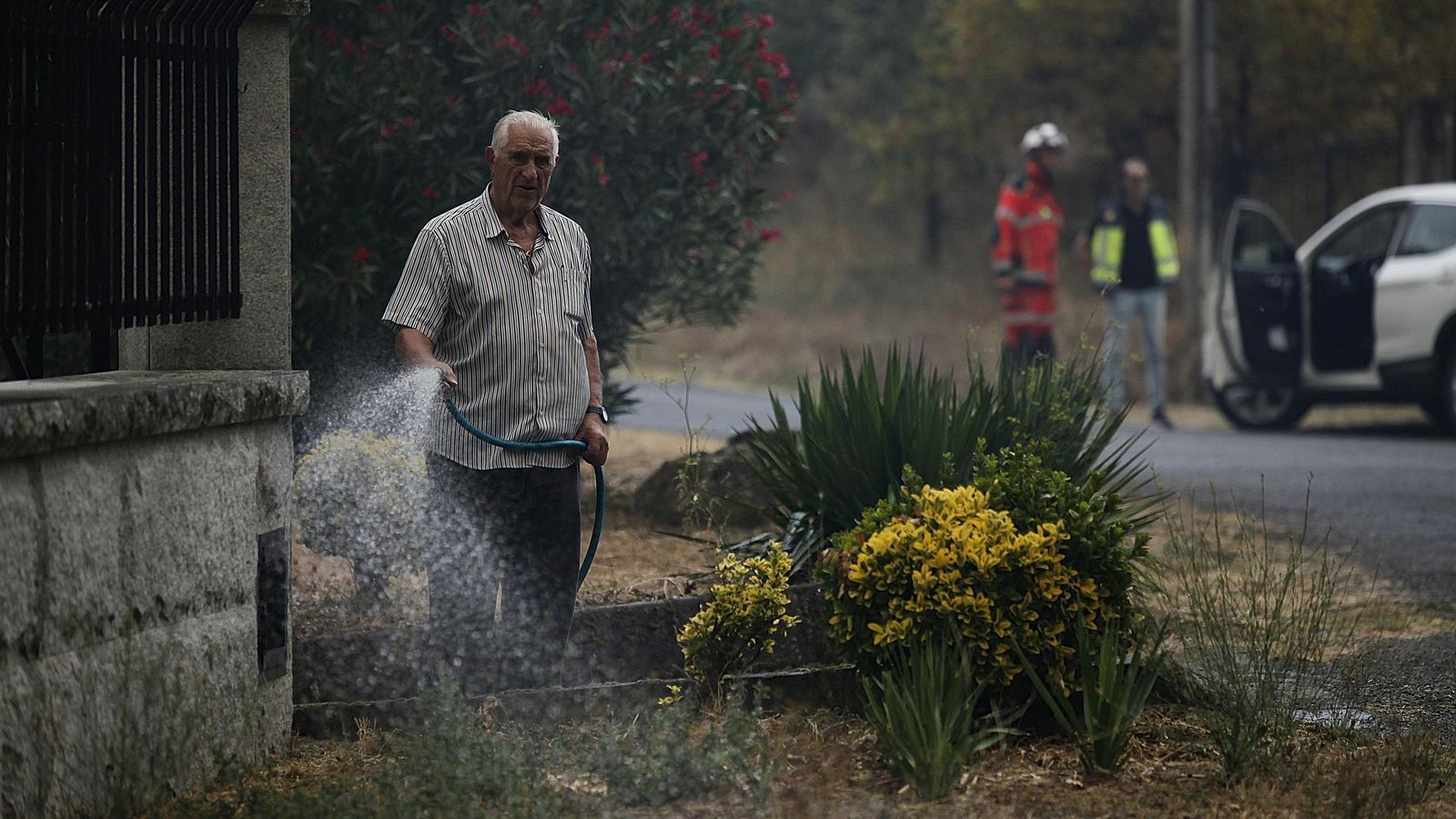 Galería | El fuego rodea Ourense