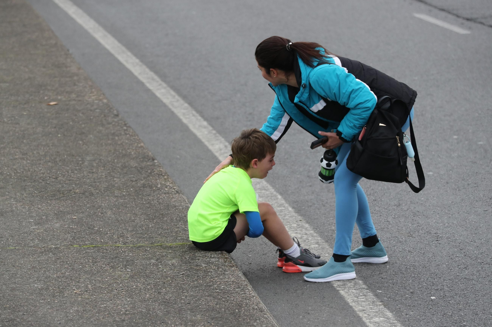 Galería |  Niños y jóvenes, también se divierten recorriendo Ourense durante la Carrera de San Martño