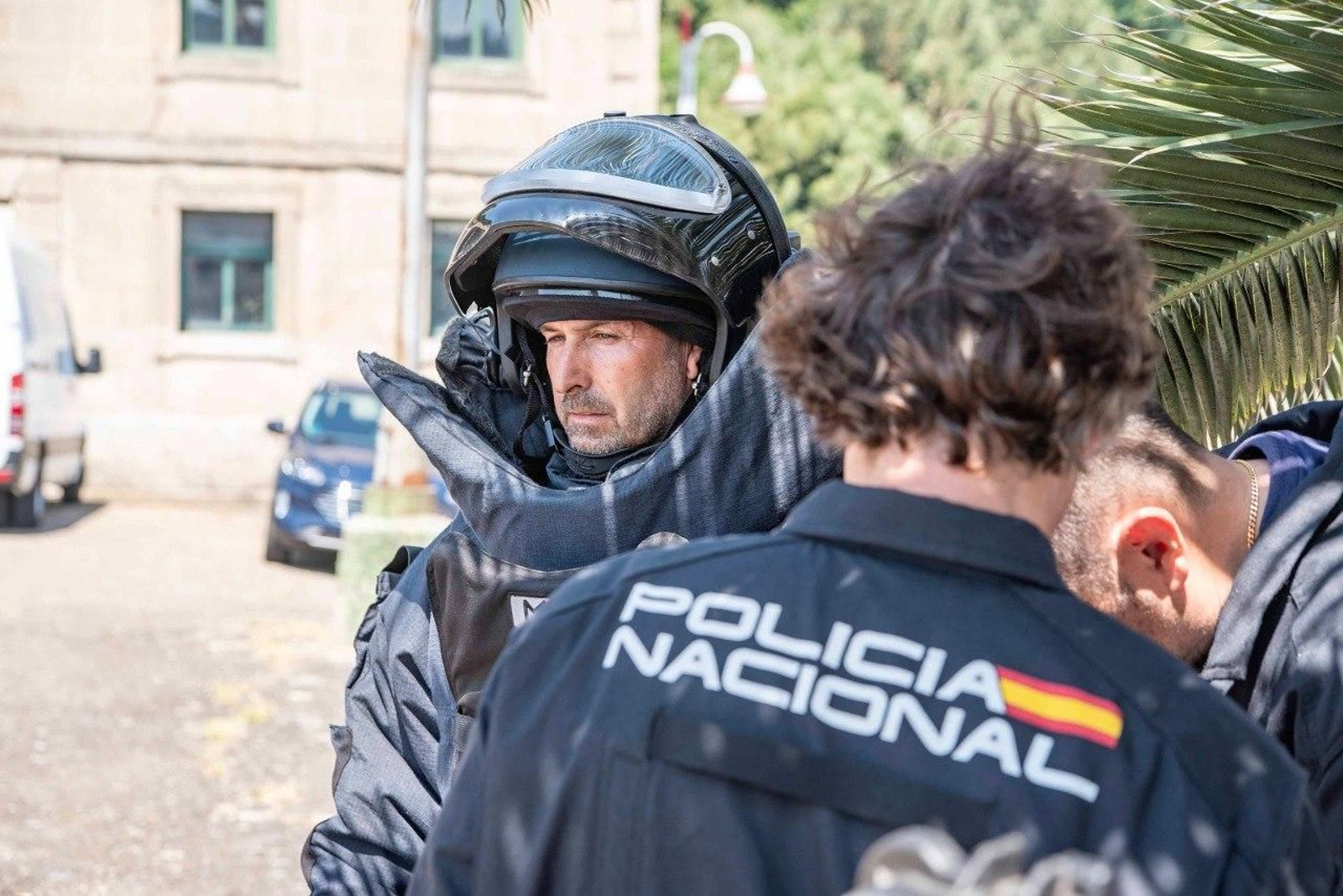 Galería | Exhibición de la Policía Nacional en la ETEA