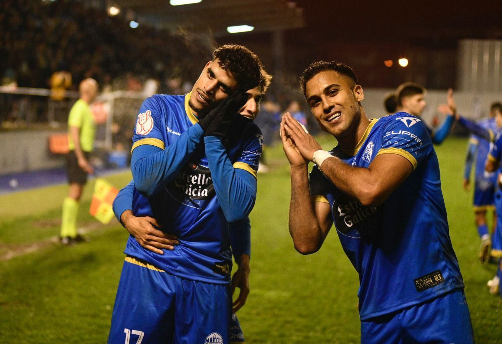 Amin y Omar celebran la victoria del Ourense CF