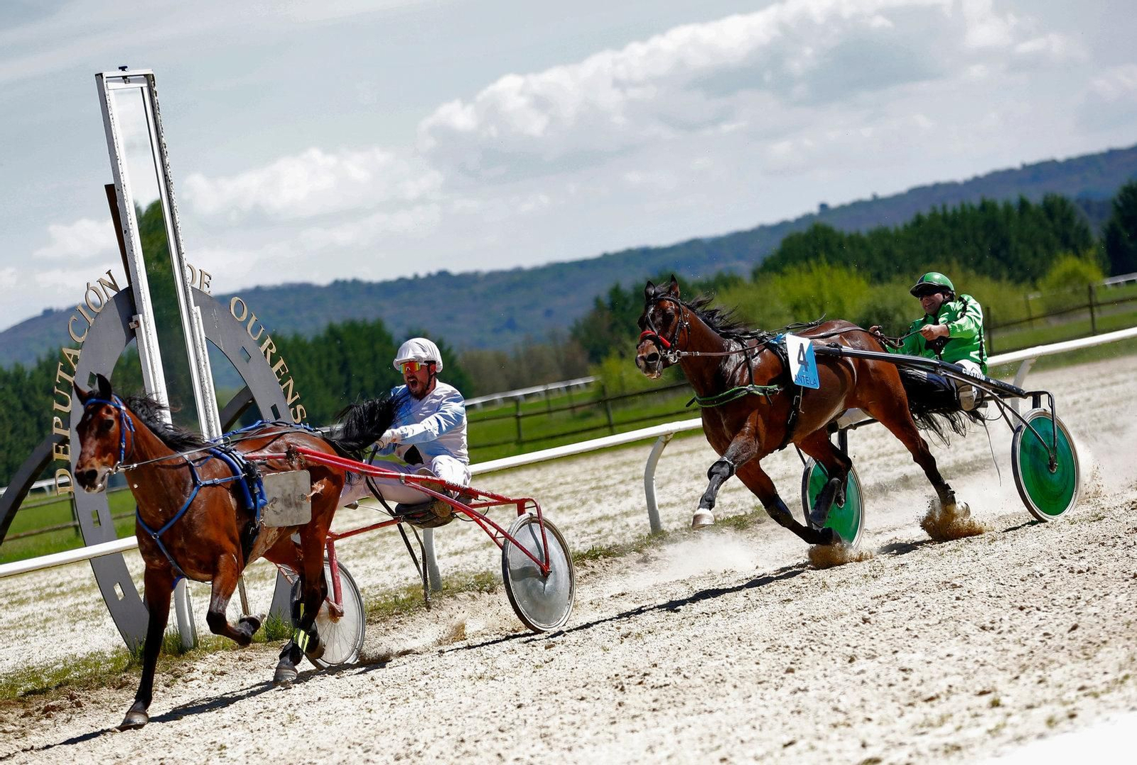 M. Freire A. una vez más luchando con A. S. Lopes de Oliveira.
