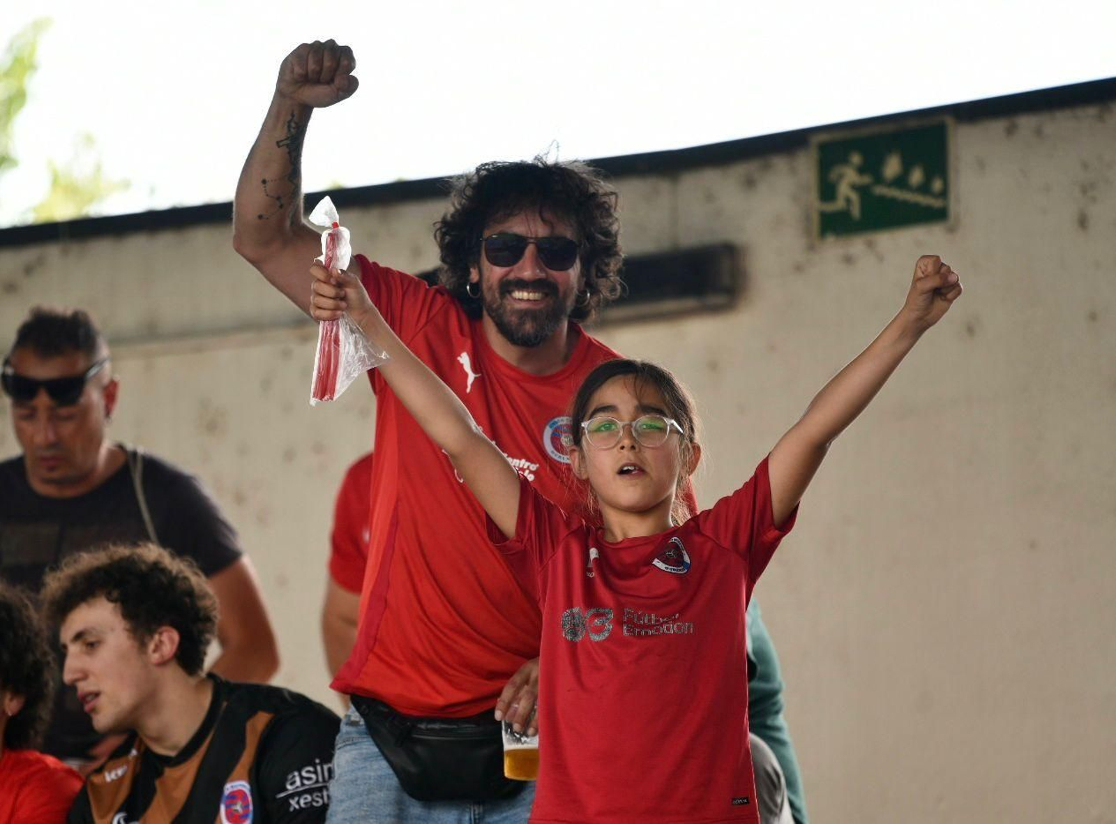 Galería | La UD Ourense quiere llegar a Primera Federación y la afición se vuelca con el equipo en O Couto