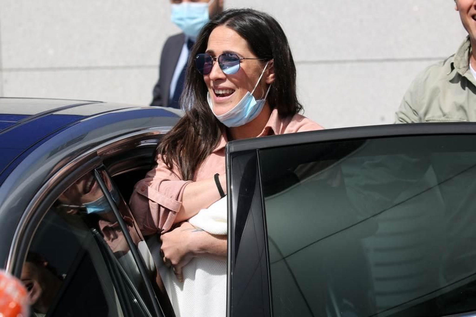 Malú y Albert Rivera reciben el alta médica tras el nacimiento de su hija Lucía 4