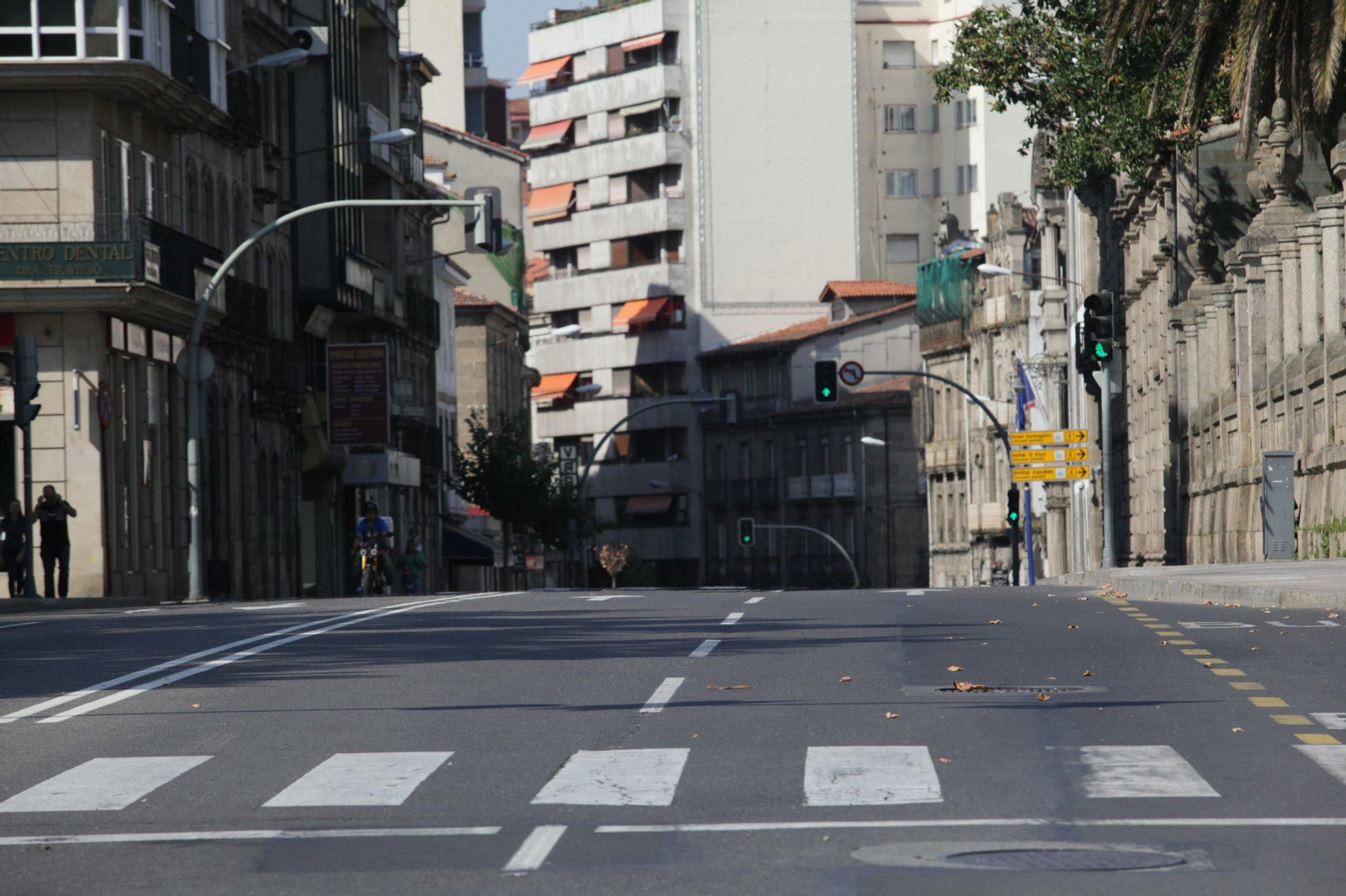 La calle Progreso a las 16,00 horas completamente vacía.