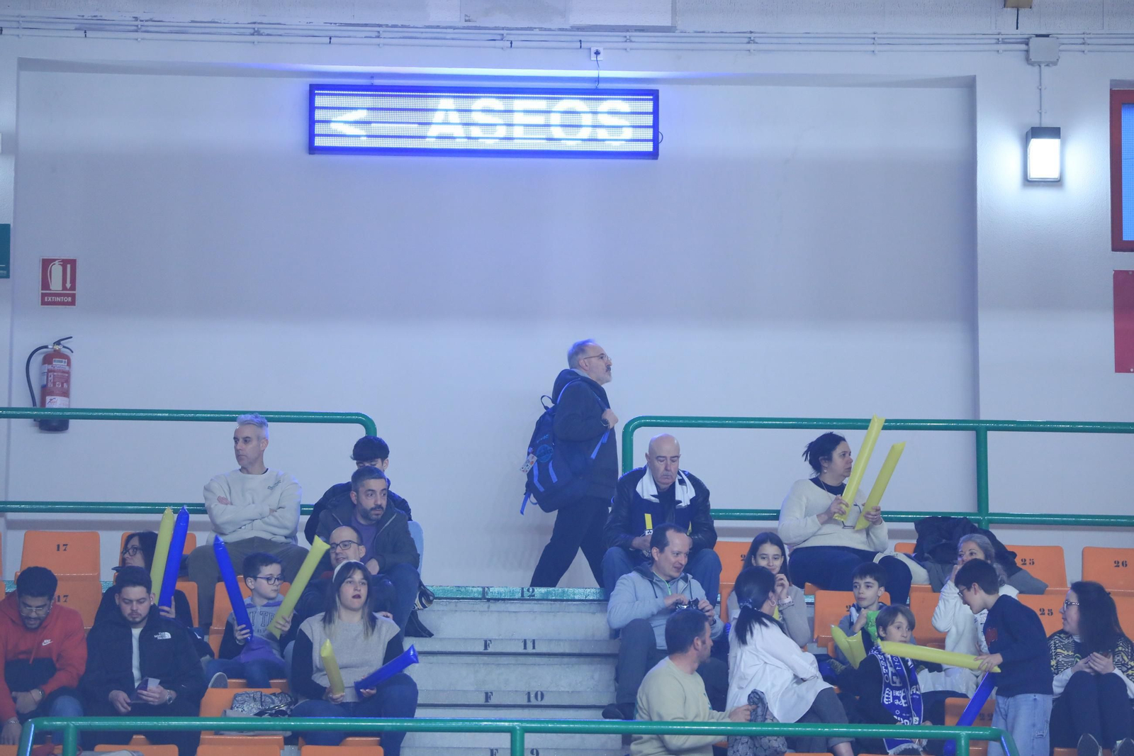 Galería | El Pazo, a reventar para el derbi COB-Obradoiro