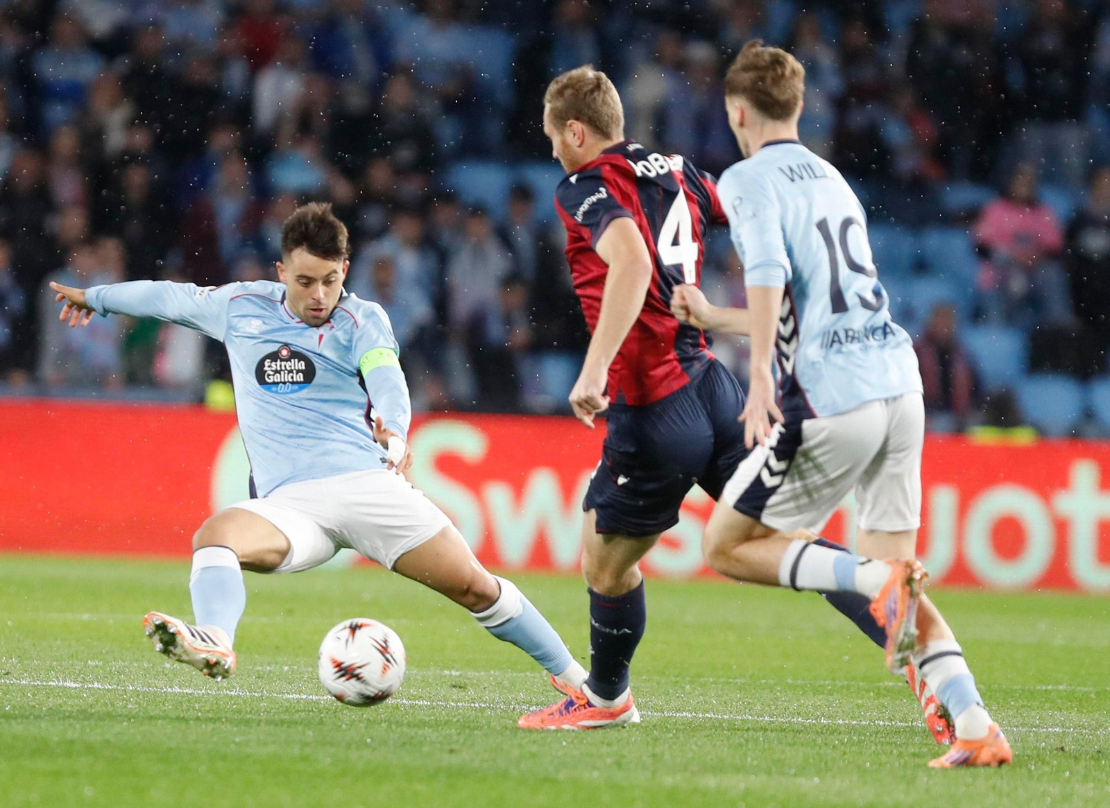 Galería | Noche grande de Europa League en Balaídos entre Celta y Bolonia
