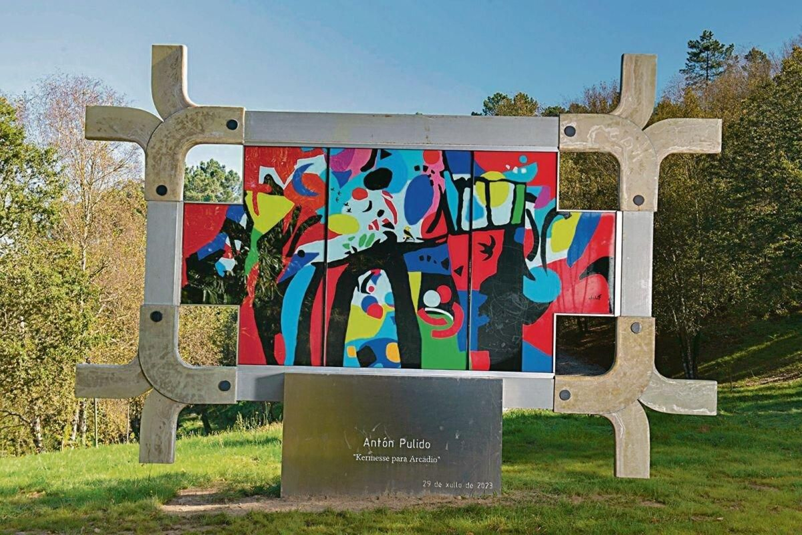 Vidriera artística de Antón Pulido.