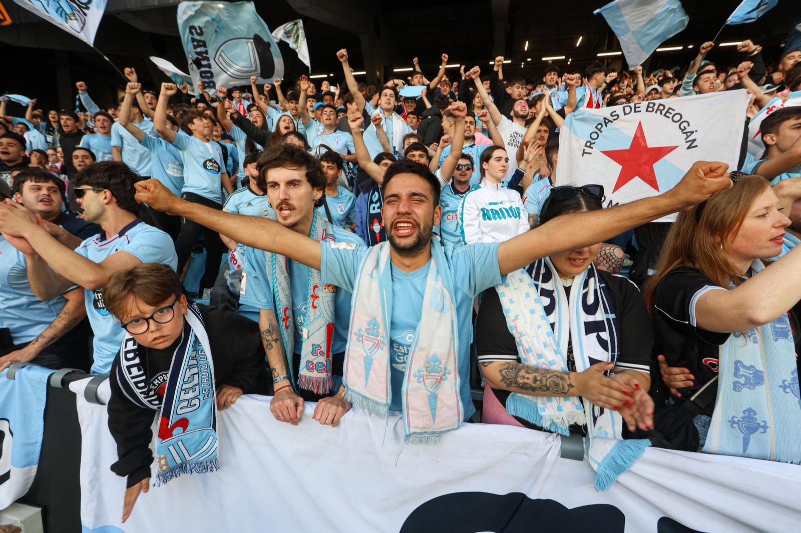 Galería | La goleada del Friburgo puso fin al sueño europeo del Celta