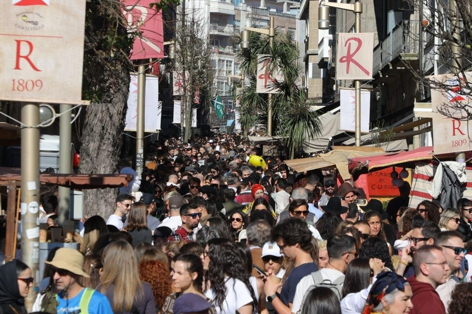 Galería | El Casco Vello de Vigo se llena de vida el sábado por la Reconquista
