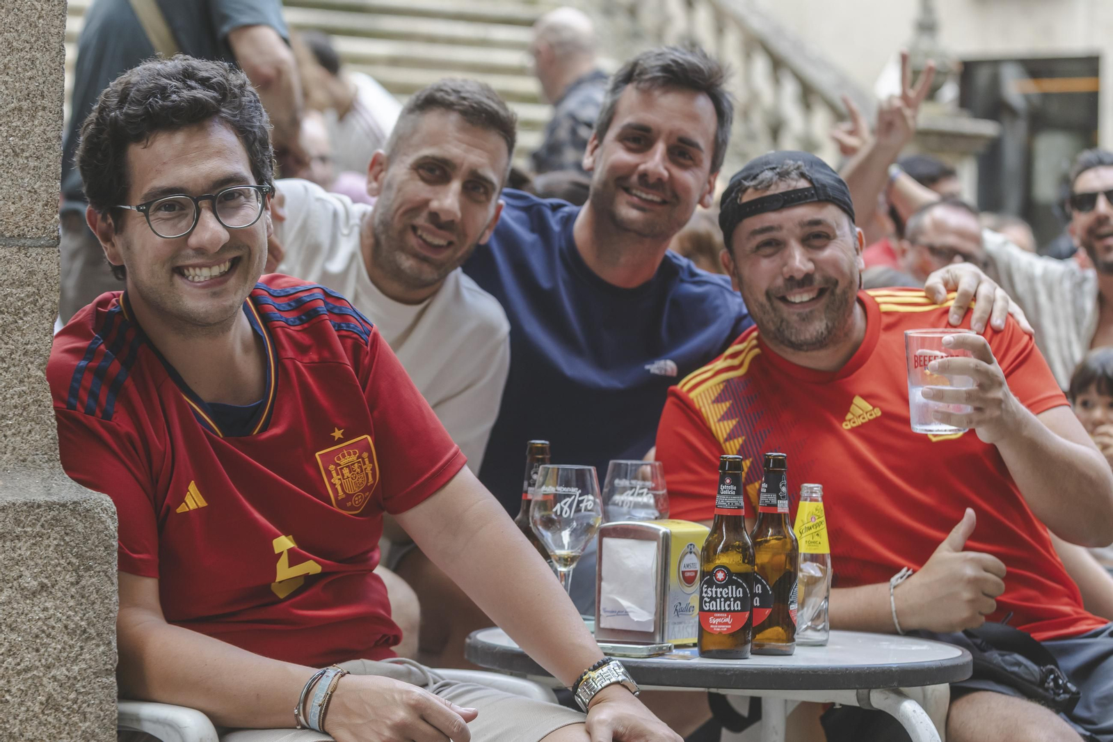 Galería | La ilusión por España tiñe de rojo la provincia de Ourense en la semifinal, en fotos