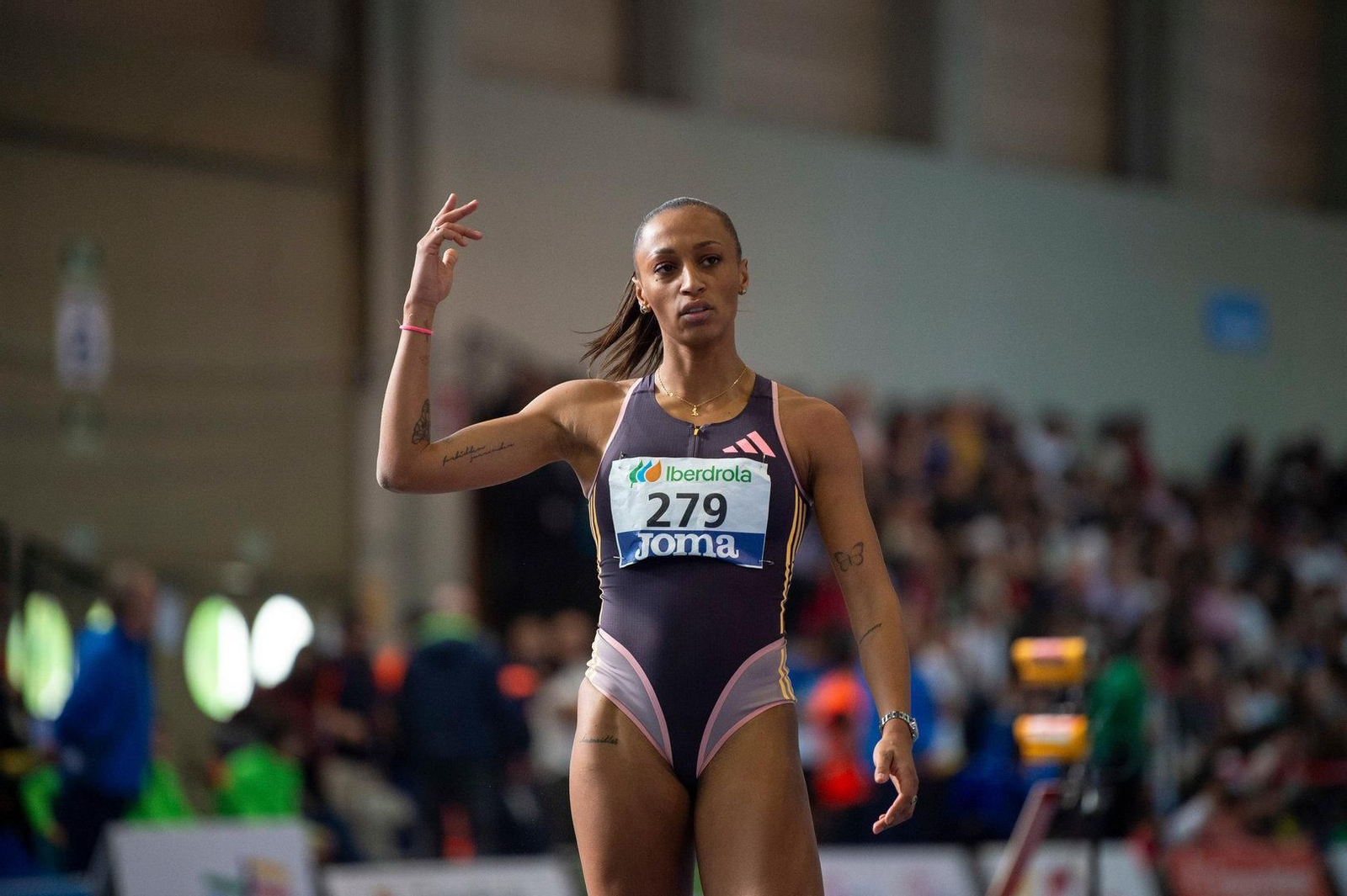 Ana Peleteiro compitiendo en Ourense el domingo, 18 de febrero (foto: Óscar Pinal)
