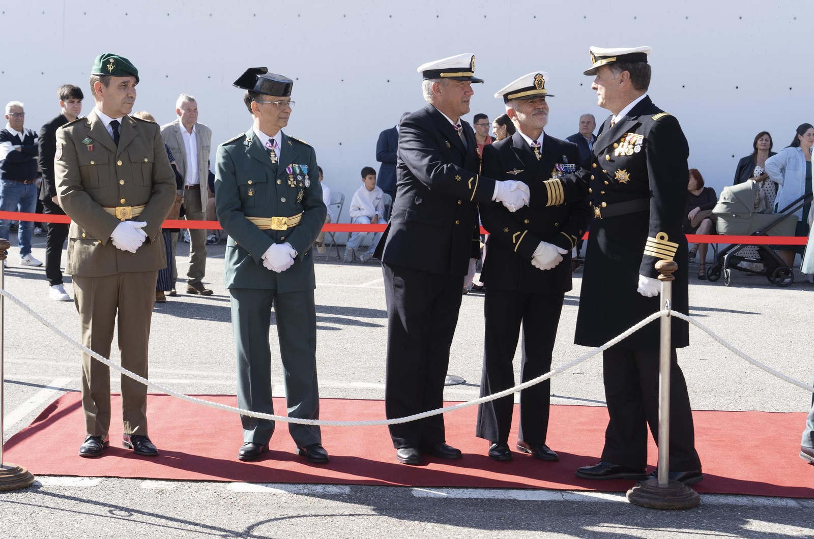 Galería | La Guardia Civil celebra el Día del Pilar en Vigo