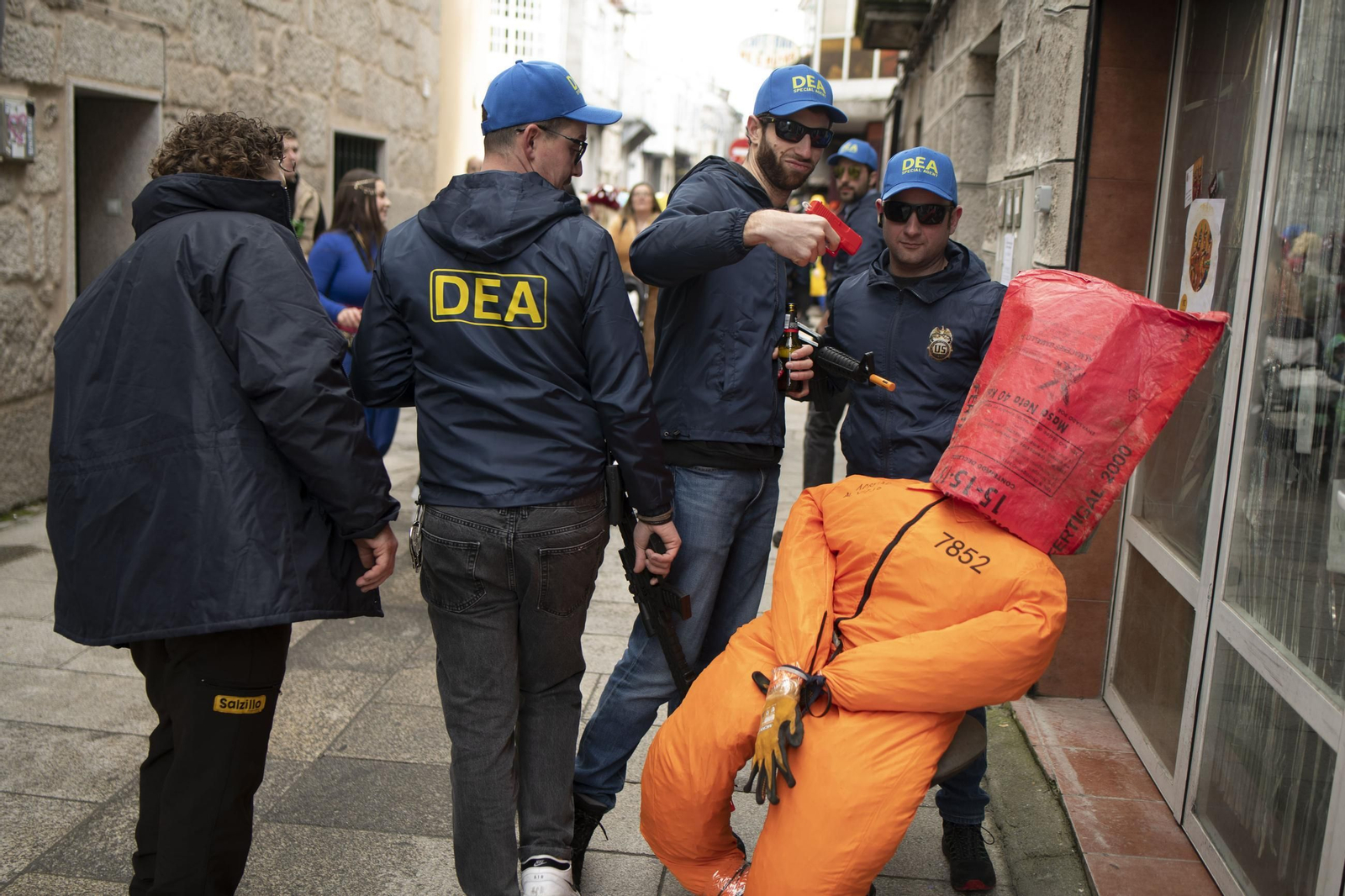 Galería | El sol hace acto de presencia en la mañana de sábado de Entroido de Xinzo de Limia
