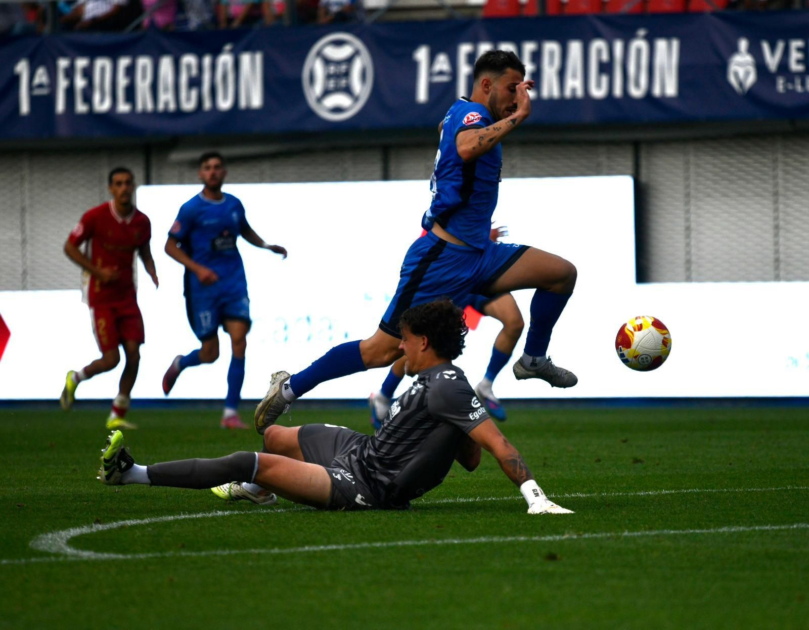 Galería | La tristeza invade O Couto con el descenso del Ourense CF