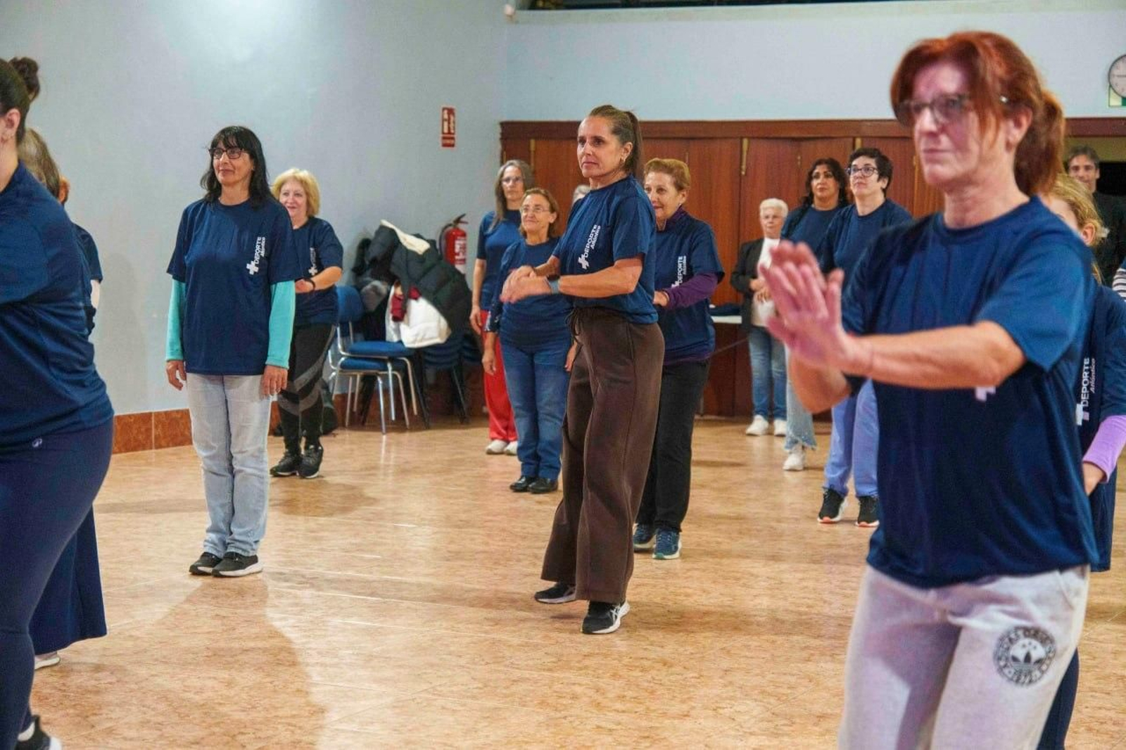 Galería | El curso de defensa personal de +Deporte Atlántico reúne a medio centenar de mujeres en Vigo