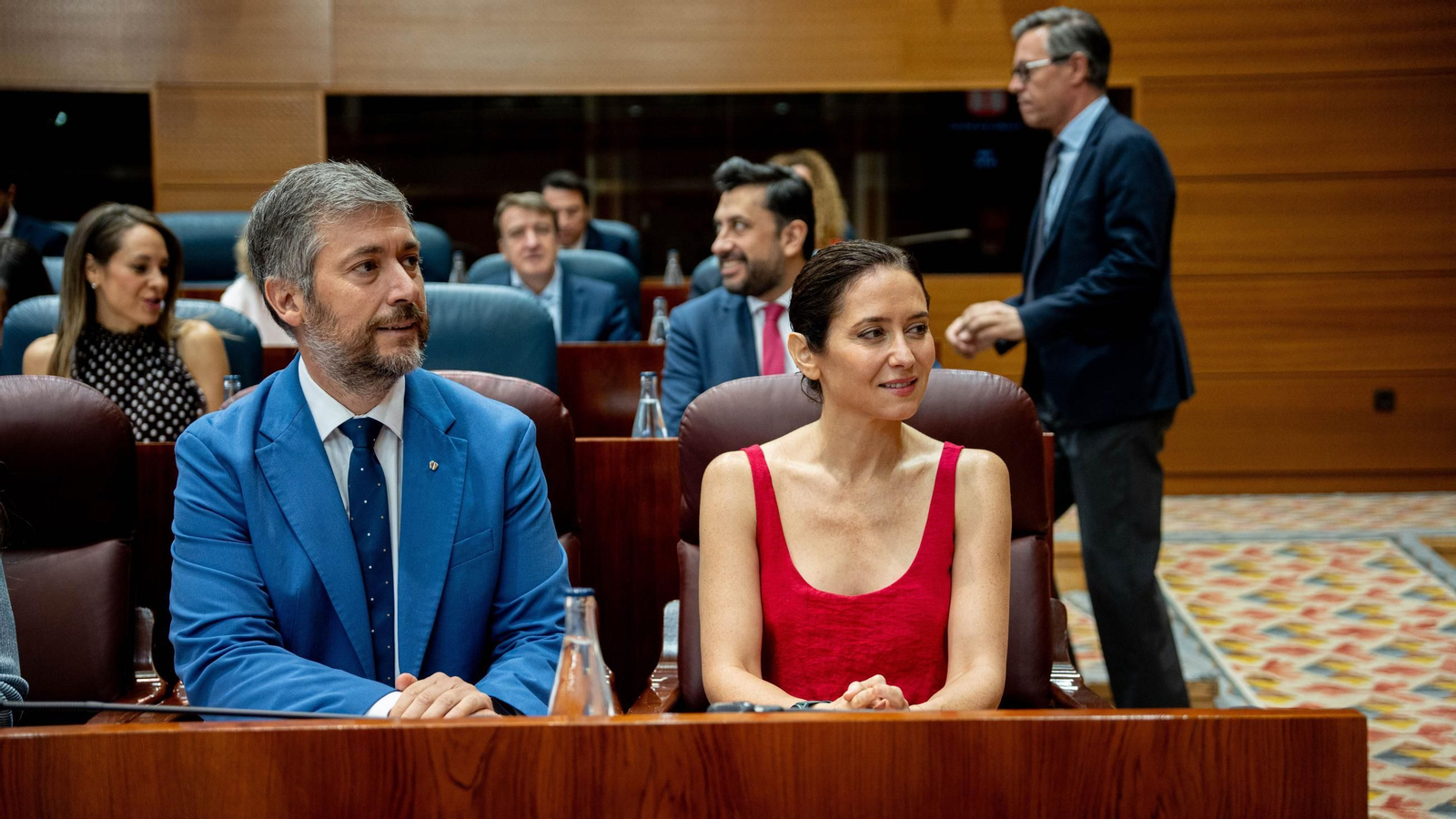 La presidenta de la Comunidad de Madrid, Isabel Díaz Ayuso, y el consejero de Presidencia, Justicia y Administración Local, Miguel Ángel García Martín.