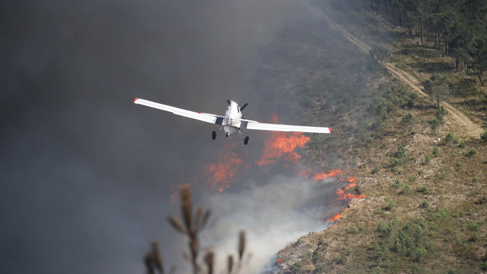 Panorámica del incendio que calcinó 240 hectáreas en Boborás