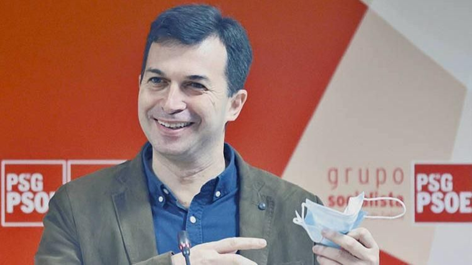 Gonzalo Caballero, durante la rueda de prensa que ofreció en Santiago.