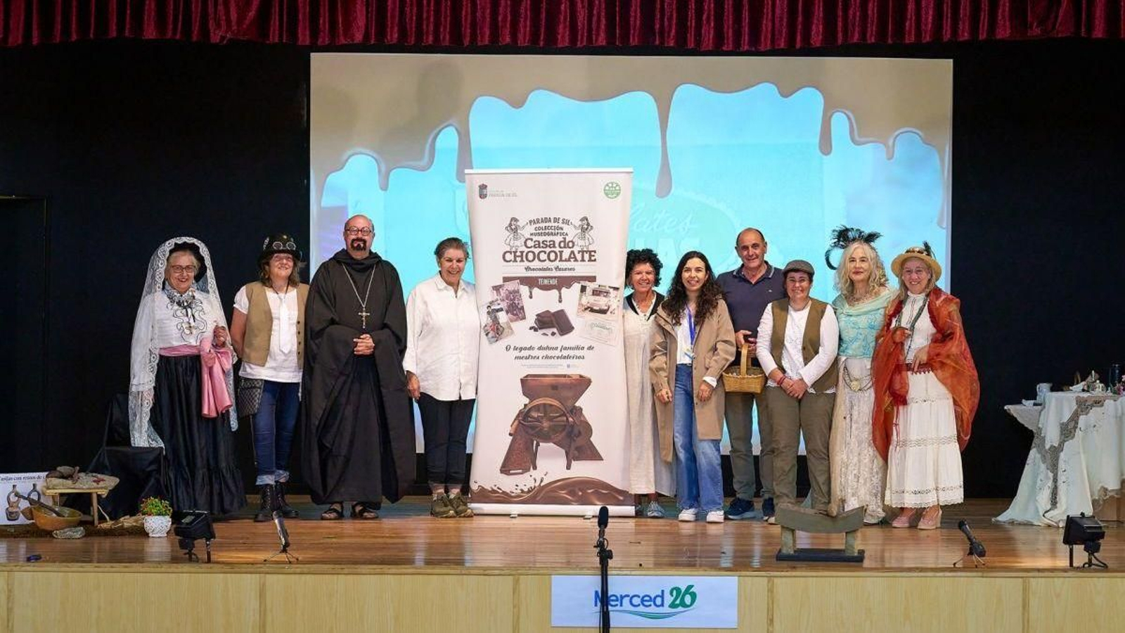 Participantes en la representación teatral.