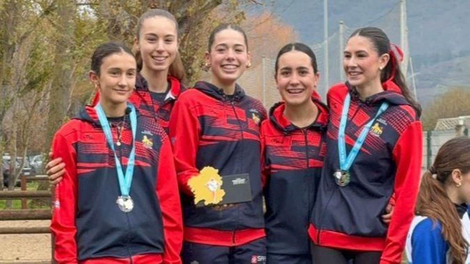 El Ourense Atletismo, mejor club femenino en la categoría sub-18.