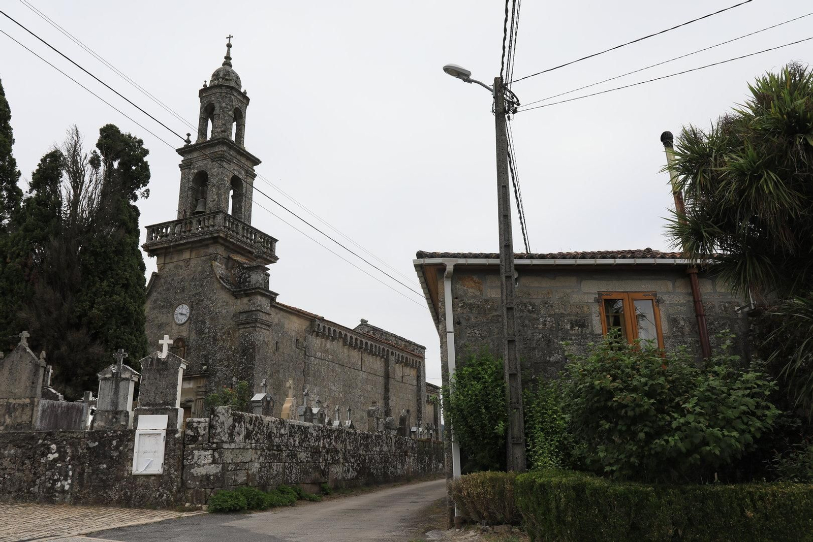 COLES 8/08/2024.- Tesoros por descubrir, San Eusebio da Peroxa. José Paz