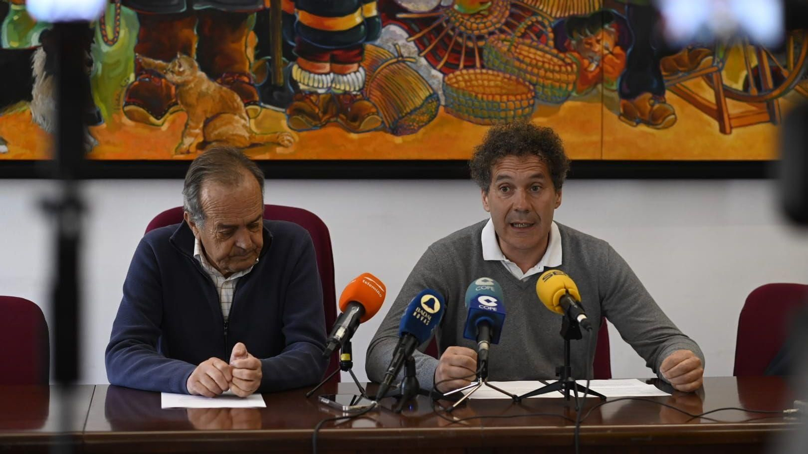 Roda de prensa de Francisco Fumega e José Castro na que fixeron balance dos dous anos de coalición municipal.