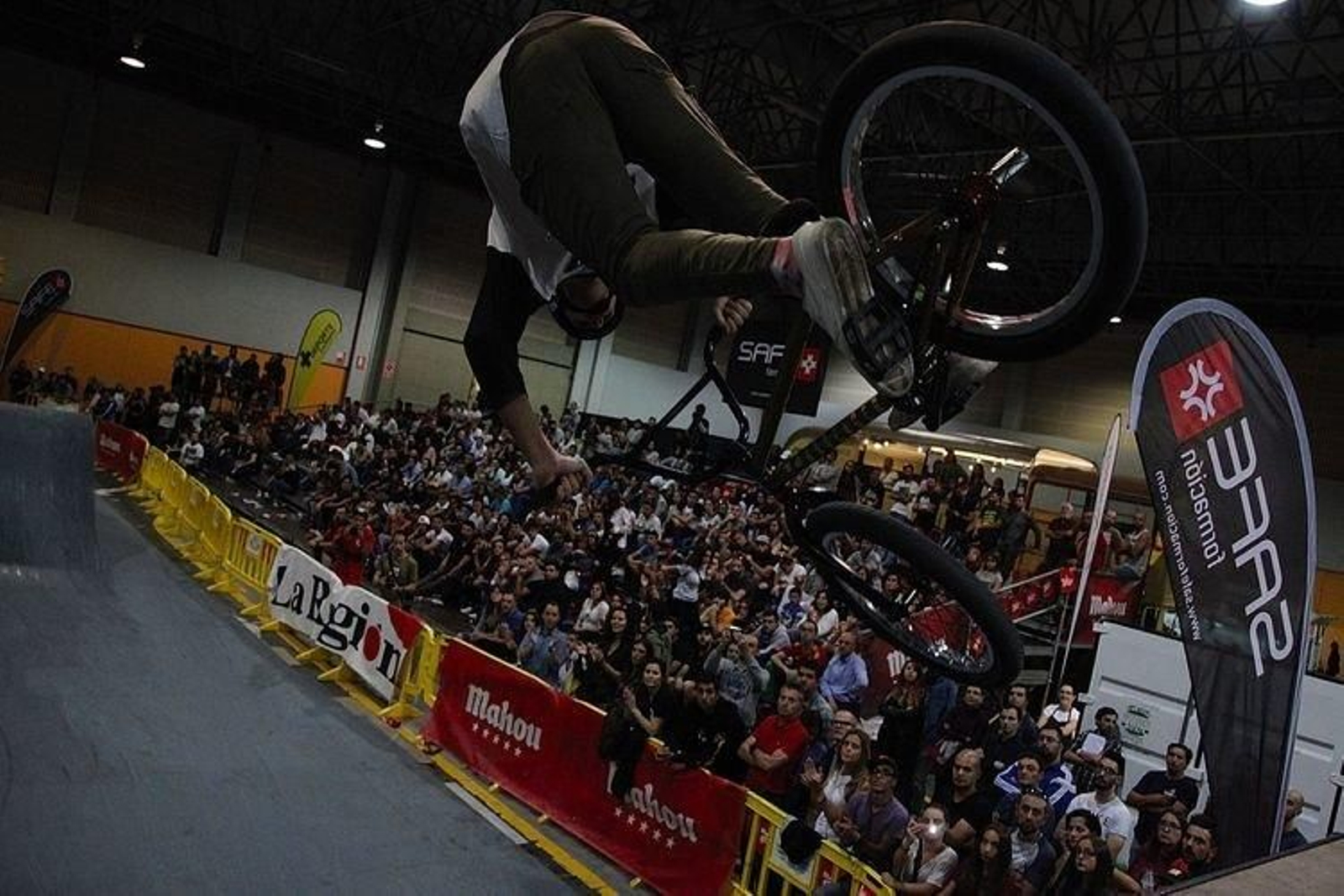 OURENSE. 09.10.2016. EXPOURENSE, JORNADA FINAL DE PULPO EXTREMO; FINAL BMX PRO. FOTO: MIGUEL ANGEL