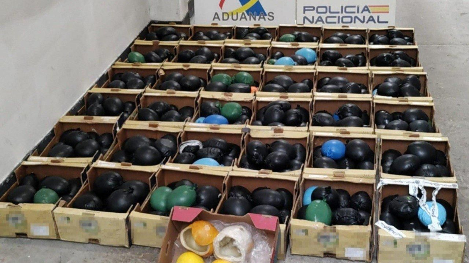 Melones con cocaína en el interior incautados en el puerto de Vigo