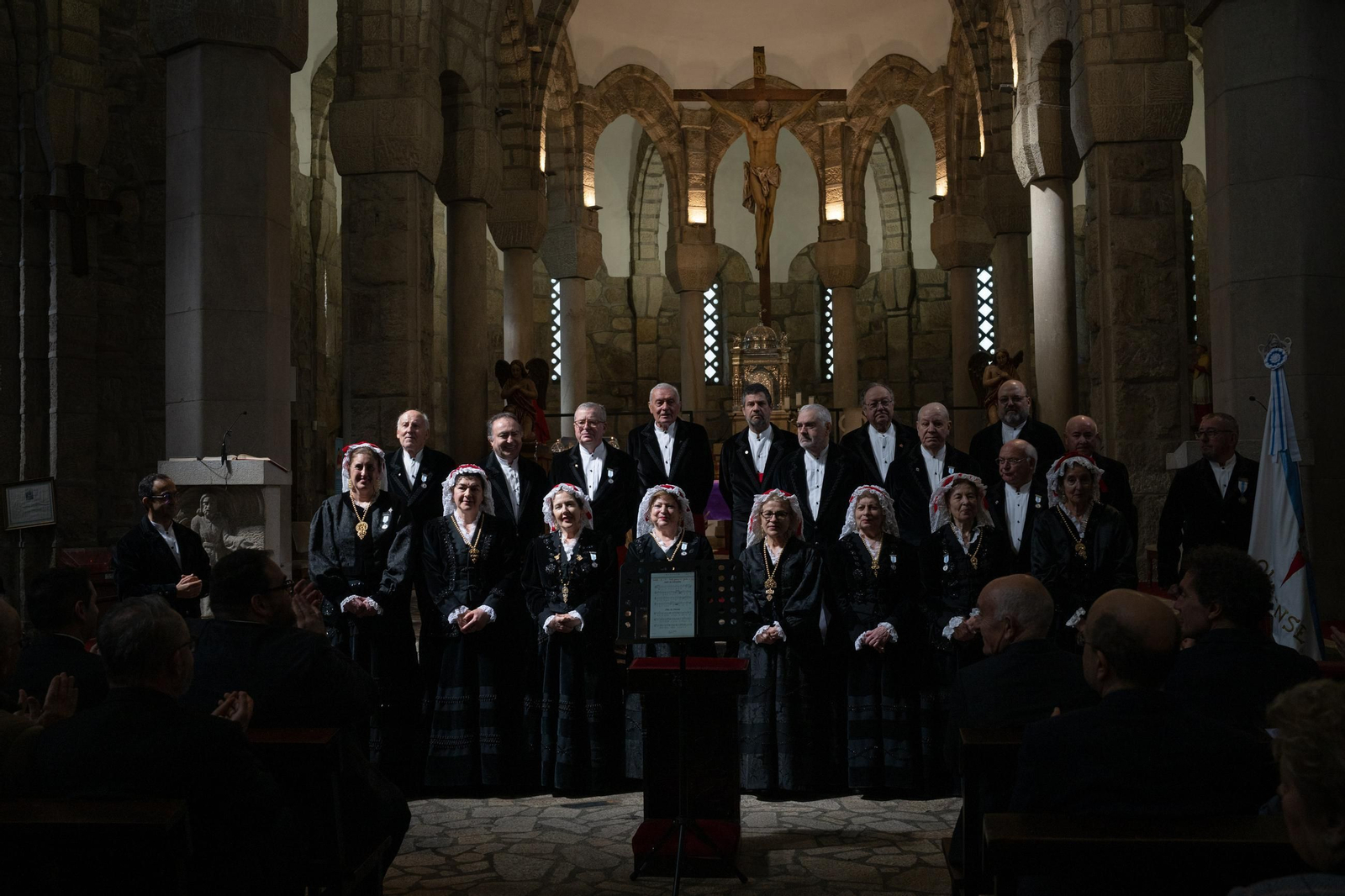 Galería | Pregón de Xosé Ramón Gayoso en la Santa Cruz de Carballiño