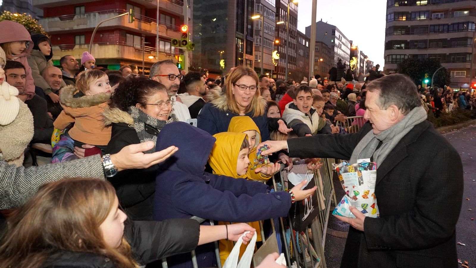 Galería | La Cabalgata de Reyes llena la ciudad de magia