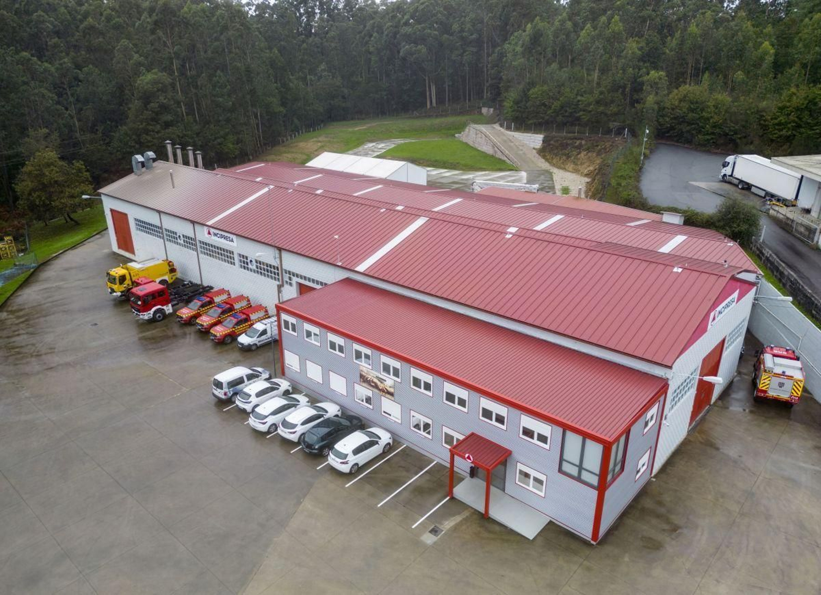 Instalaciones que Incipresa tiene en Mos que ampliará con unas nuevas en la comarca.