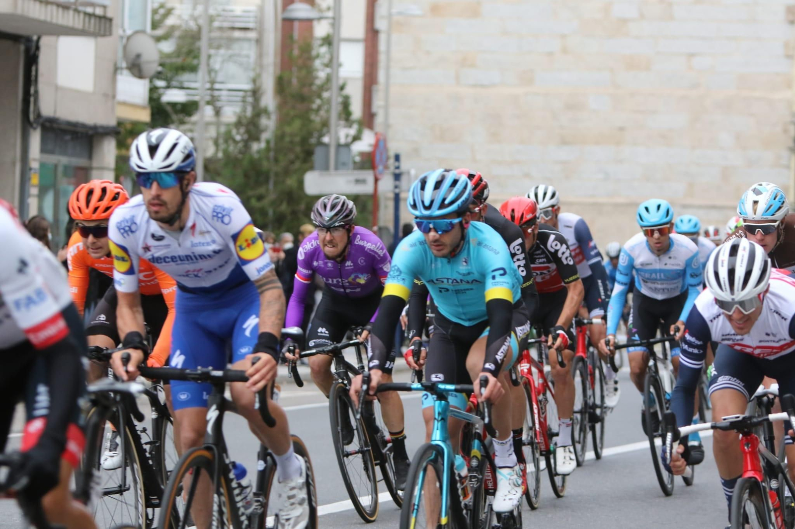 La Vuelta a España, por Ourense (IVÁN DACAL)