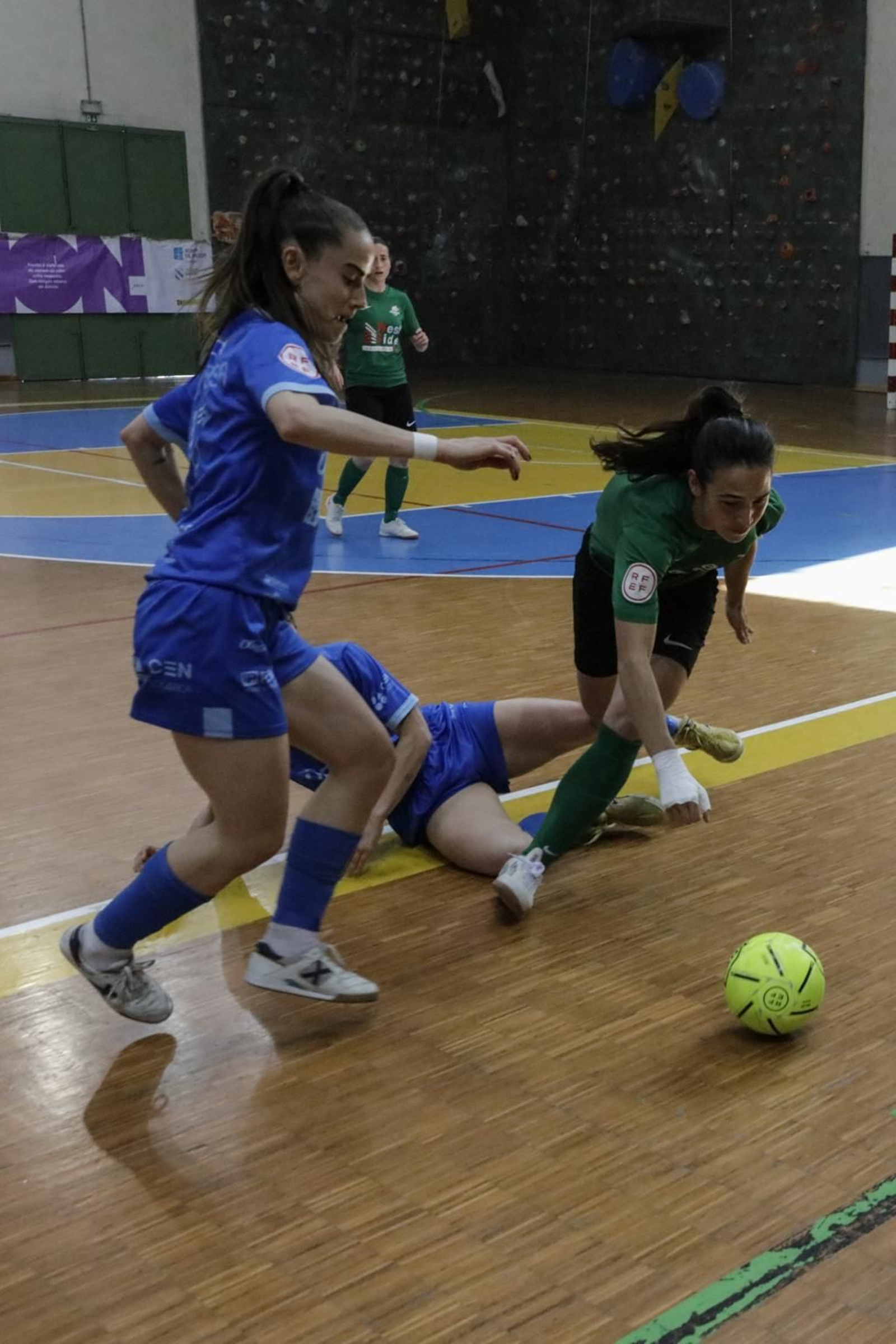 Galería | El Ourense Ontime se despide con victoria de Os Remedios