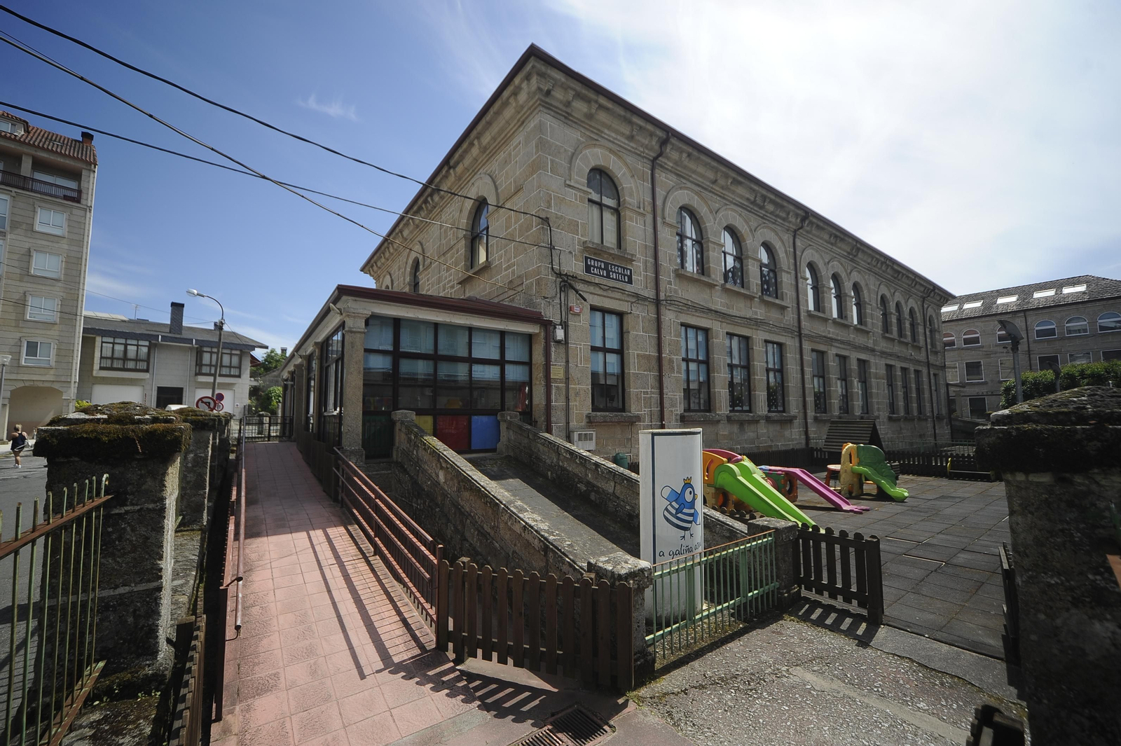 Fachada del CEIP Calvo Sotelo.