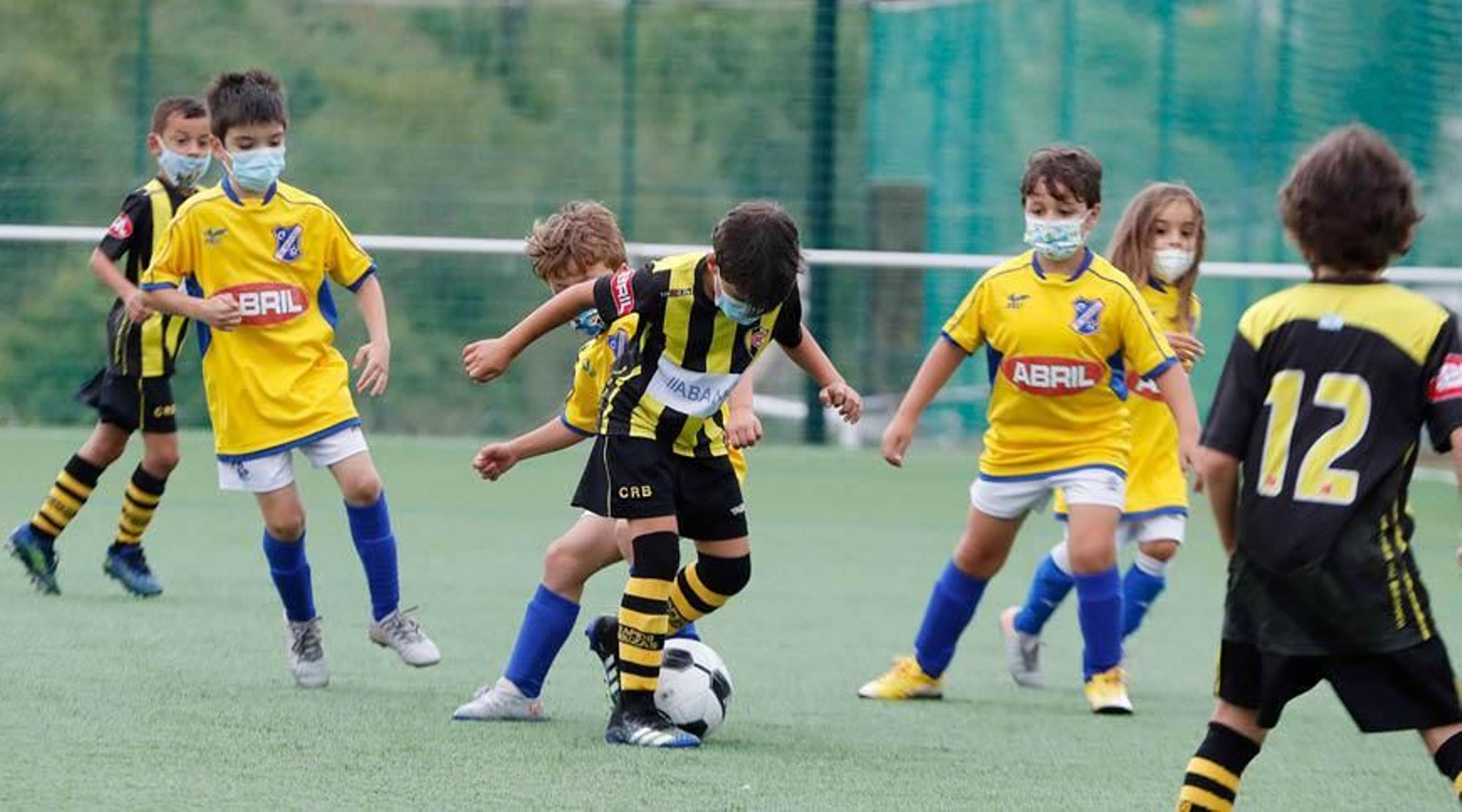 La Vigo Cup vivió ayer la segunda jornada de fútol 7 y fútbol 11.