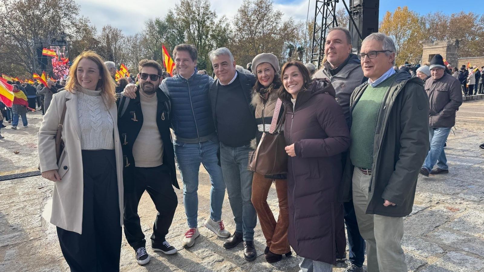 EuropaPress 7137427 presidente pp vasco javier andres junto otros cargos partido concentracion