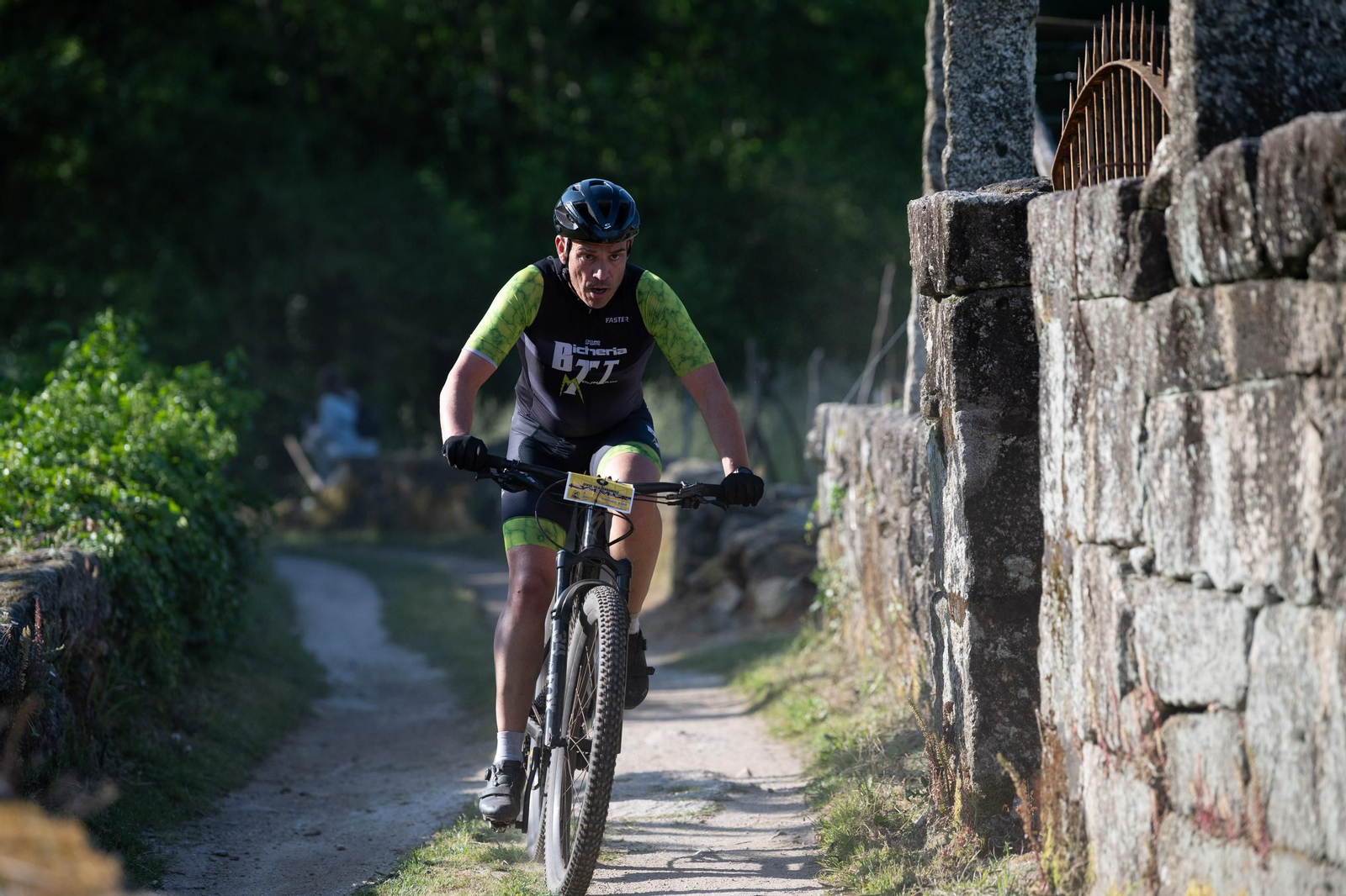 Galería | La segunda edición de la BTT Resistencia en Ourense arranca en Arnoia, en imágenes